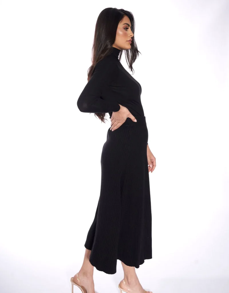 A Line Knit Midi Skirt - Image 12