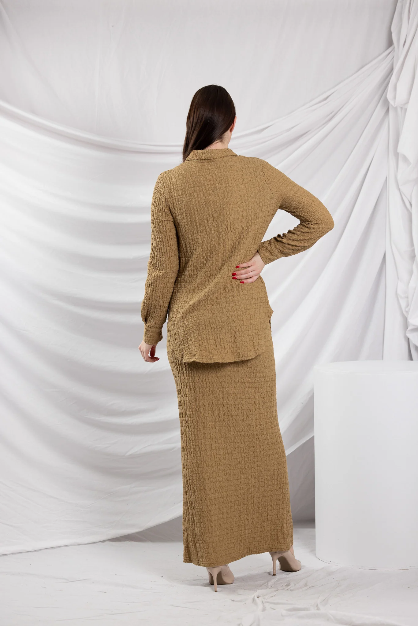 Abrielle Skirt & Shirt Set - Image 9