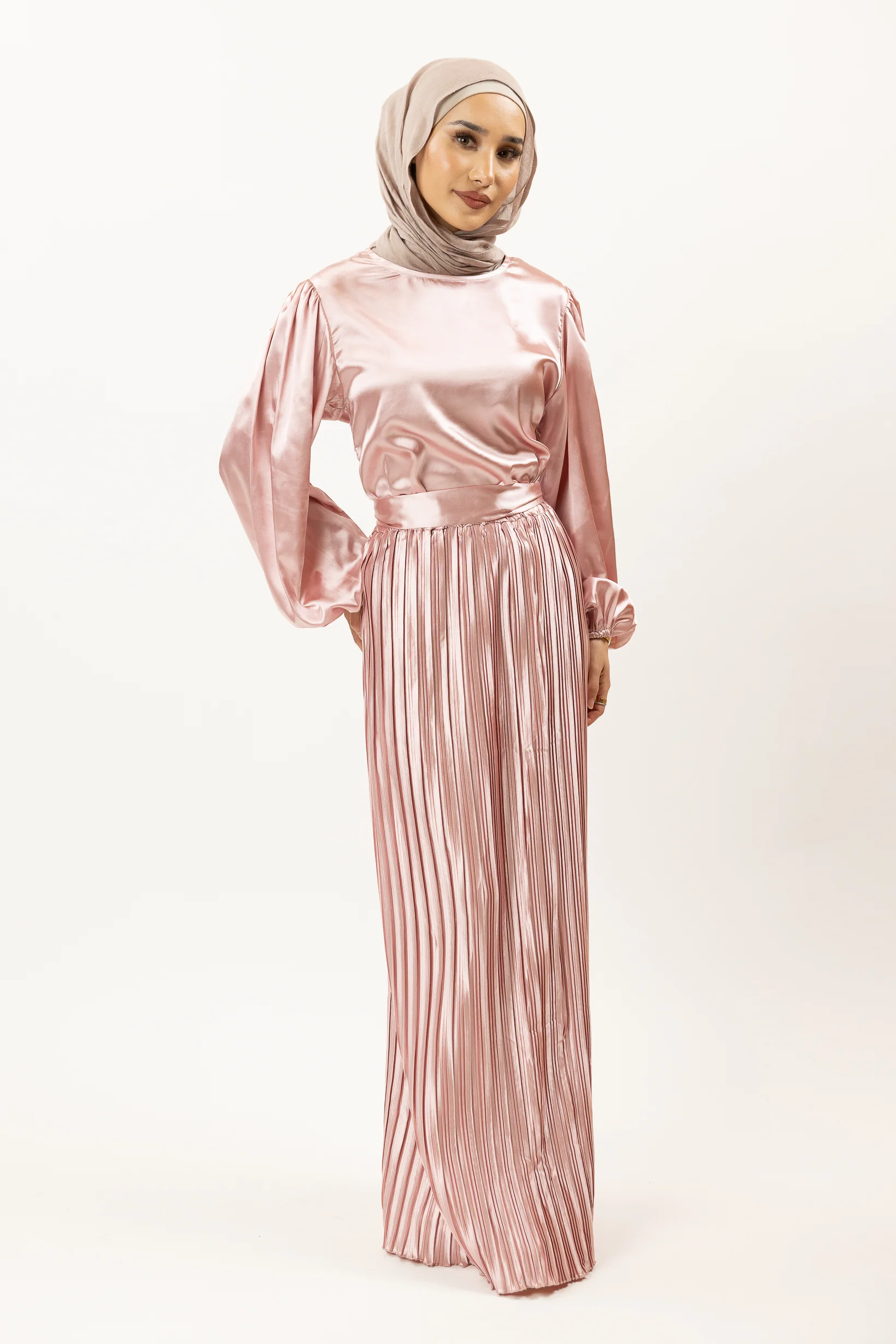 Aliyah Pleated Skirt - Image 8