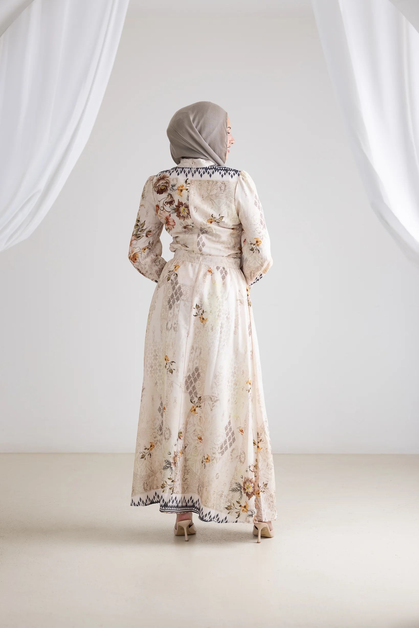 Areem Charee Skirt - Image 3