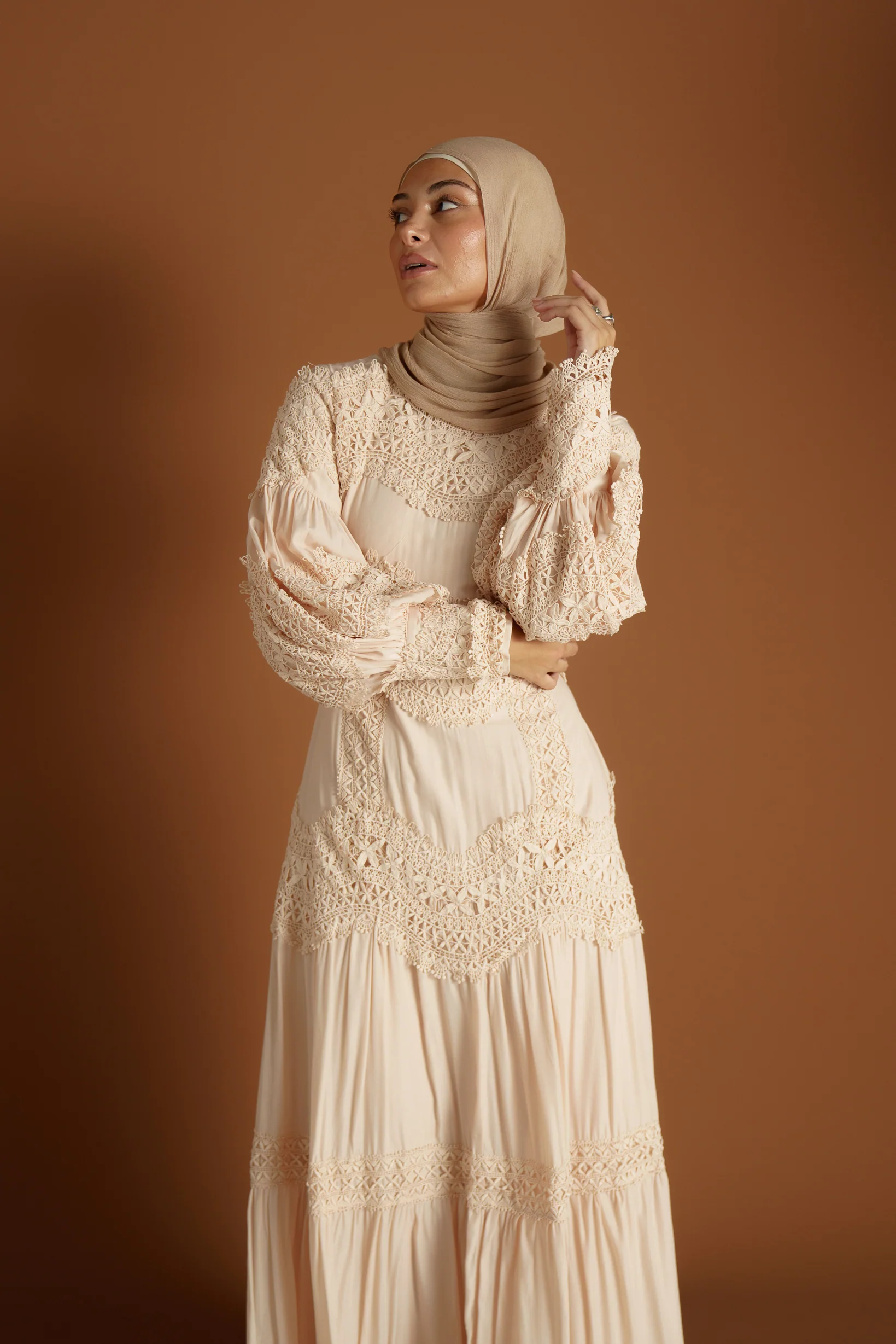 Areem Dantelle Dress - Image 3