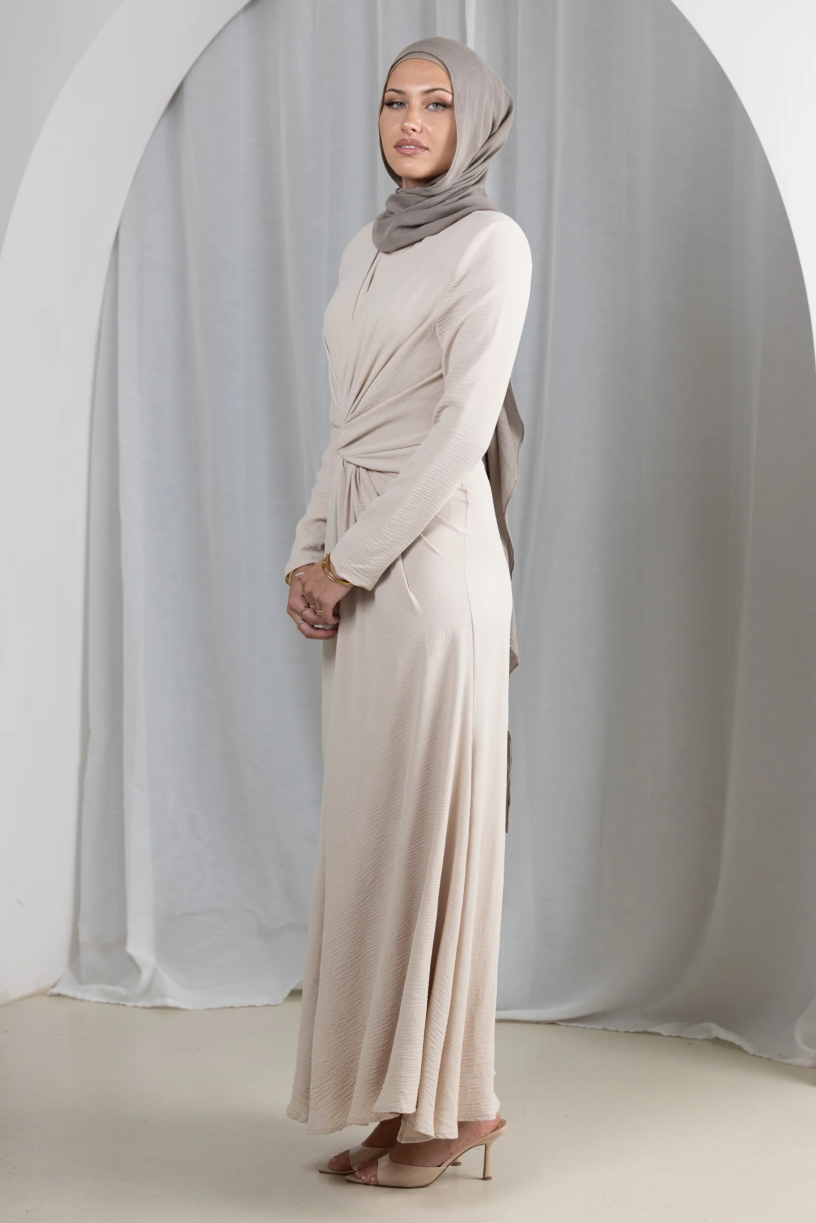 Areem Flowy Knot Dress - Image 10