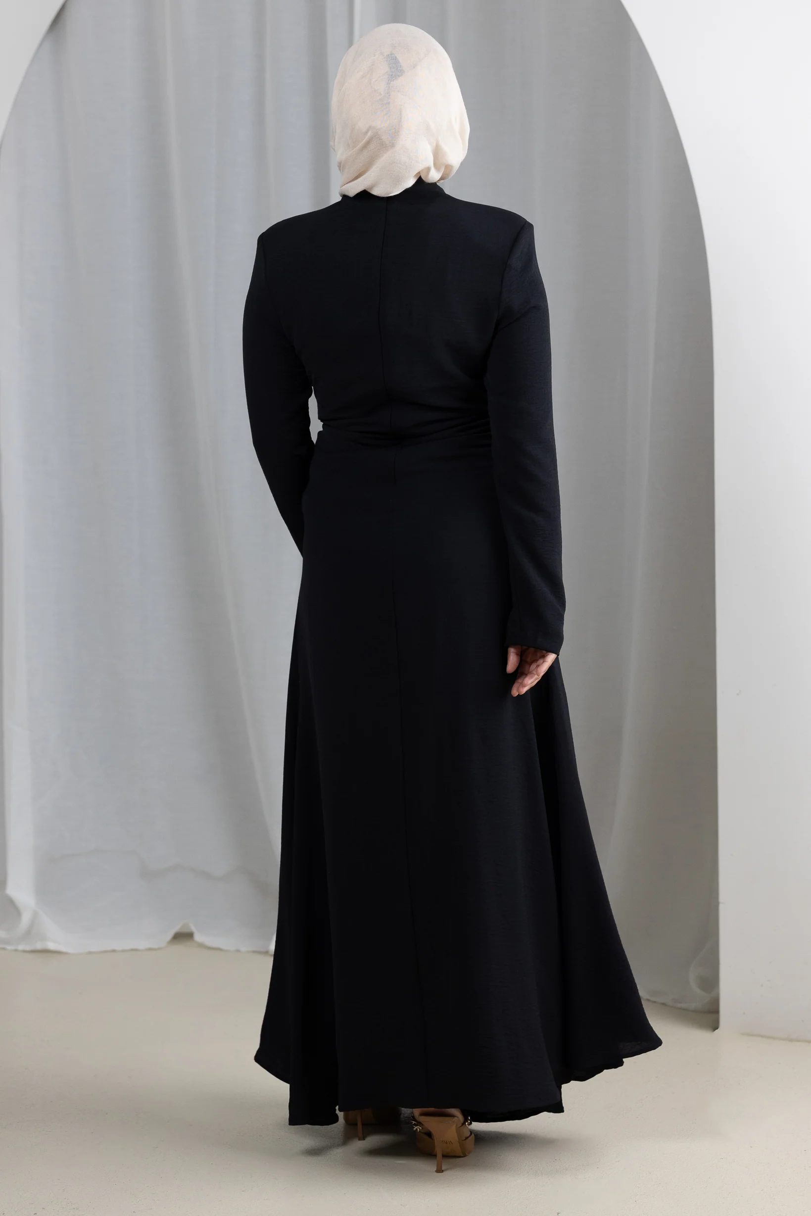 Areem Flowy Knot Dress - Image 5