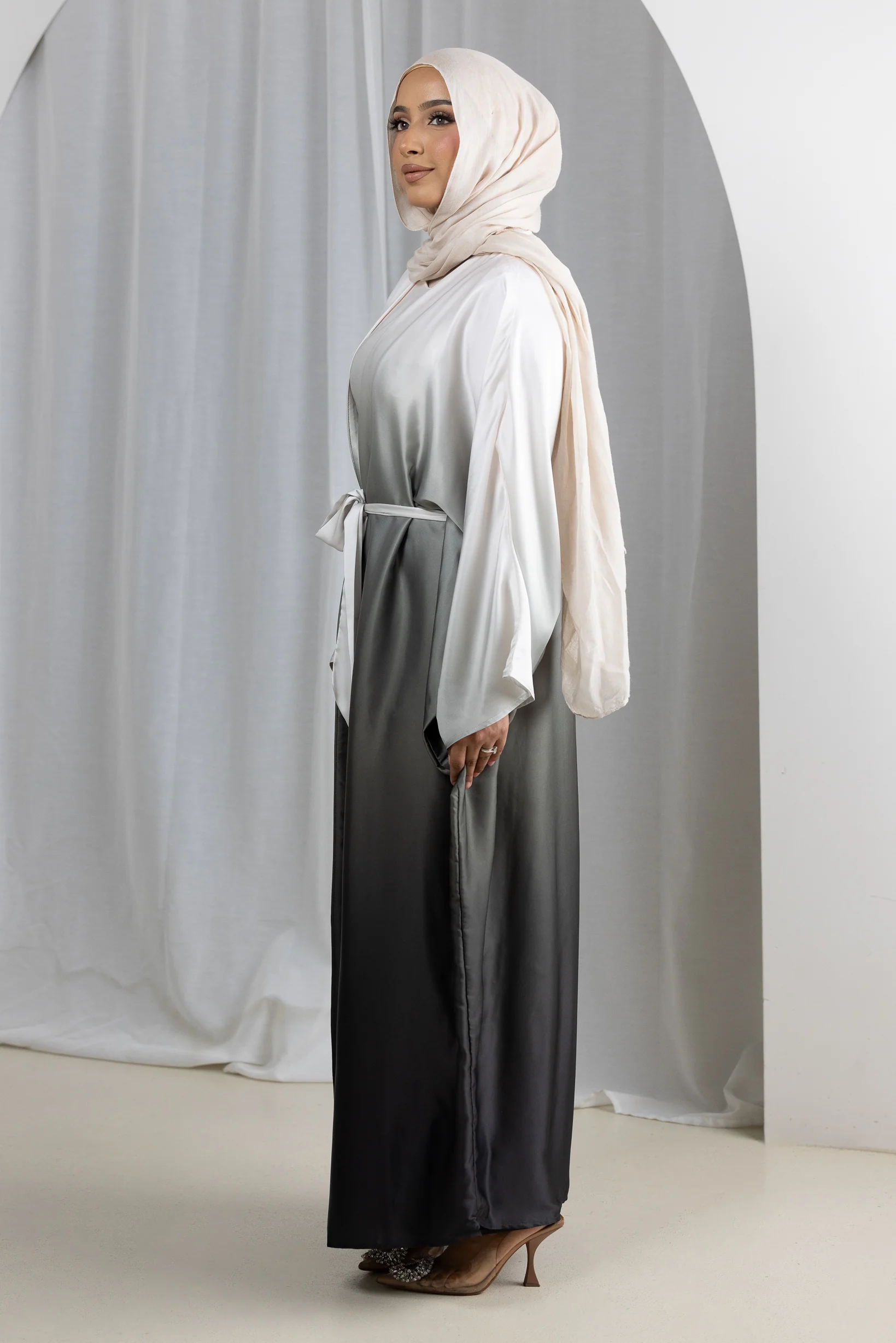 Areem Tie Dye Abaya Set - Image 10