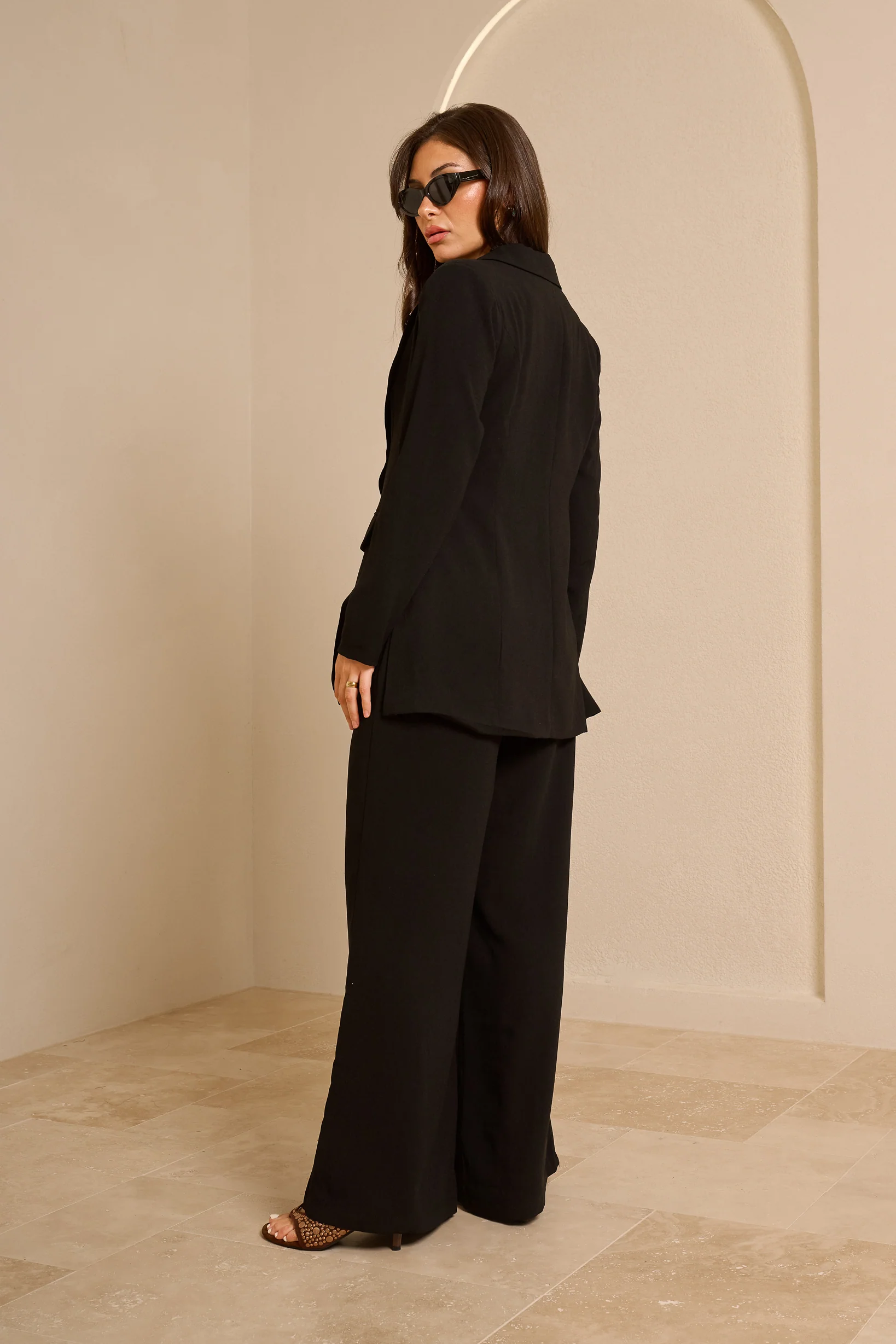 Aurum Cruz Suit - Image 13