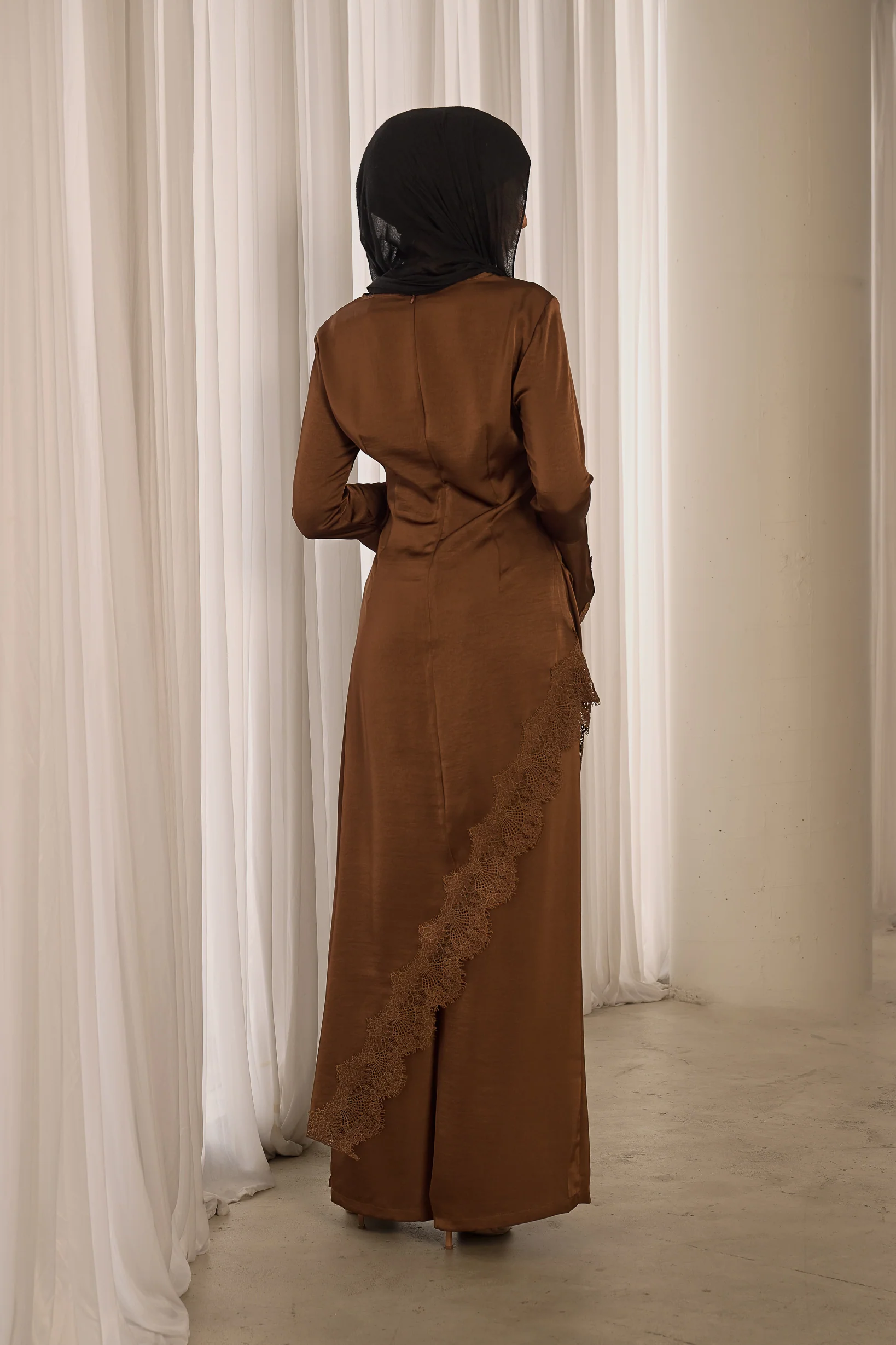 Aurum Silhouette Set - Image 18