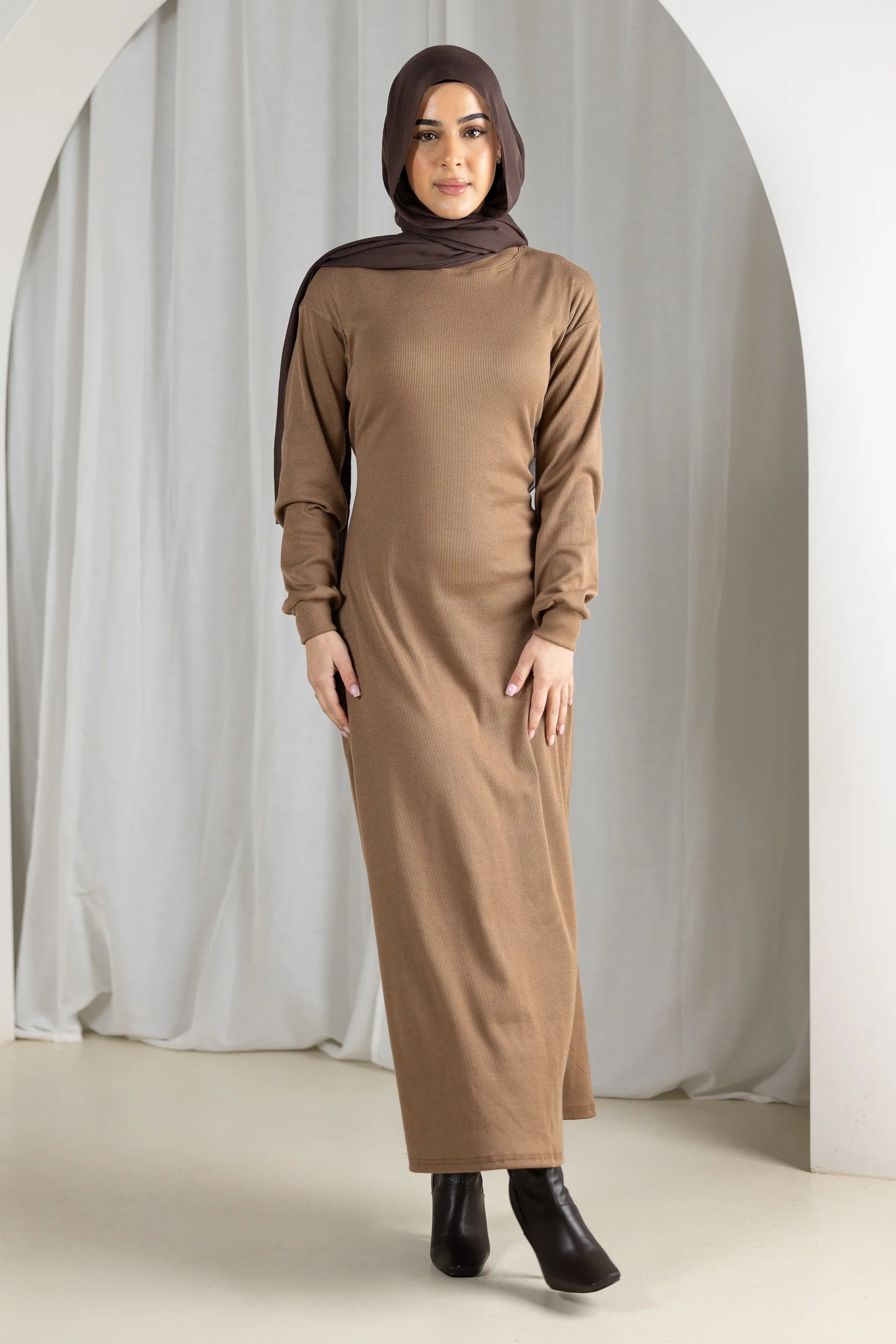 Azeema Waist Tie Dress - Image 9