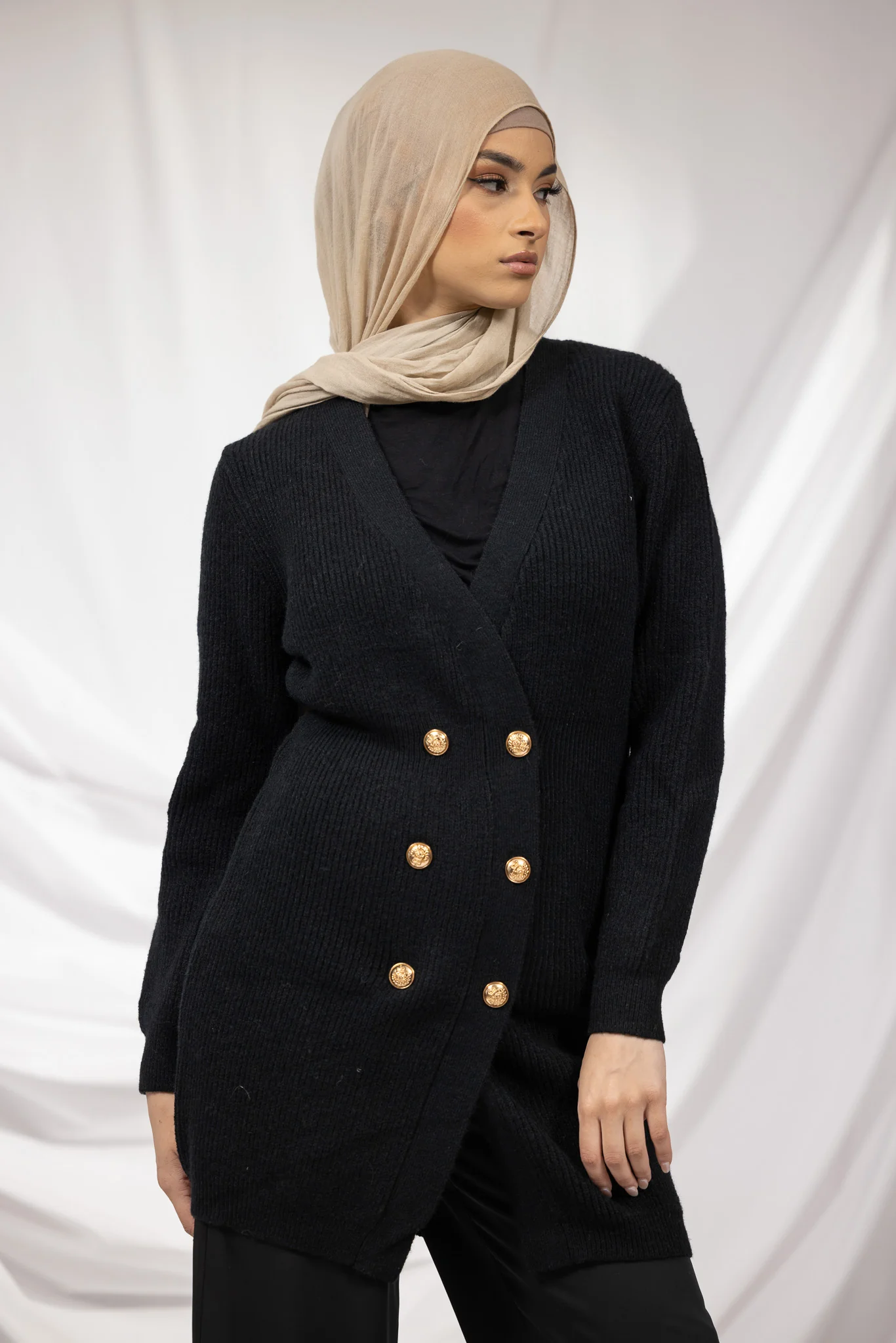Basic Button Up Knit Cardi - Image 9