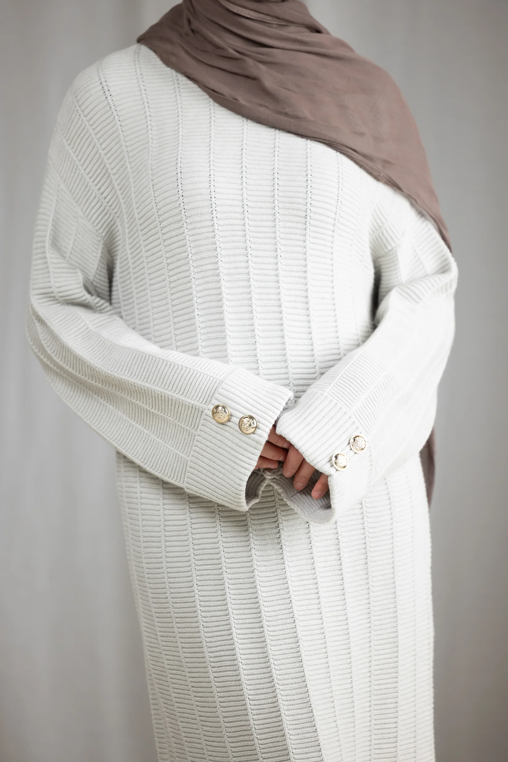 Brumal Maxi Knit Abaya - Image 10