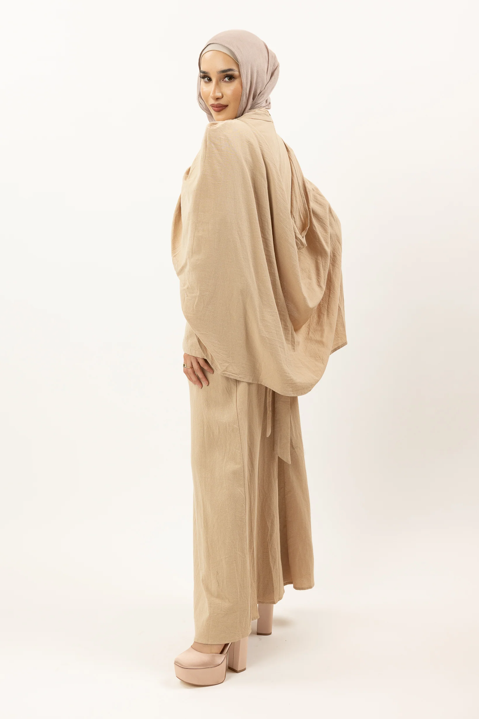 Chaste Detailed Cotton Dress - Image 8