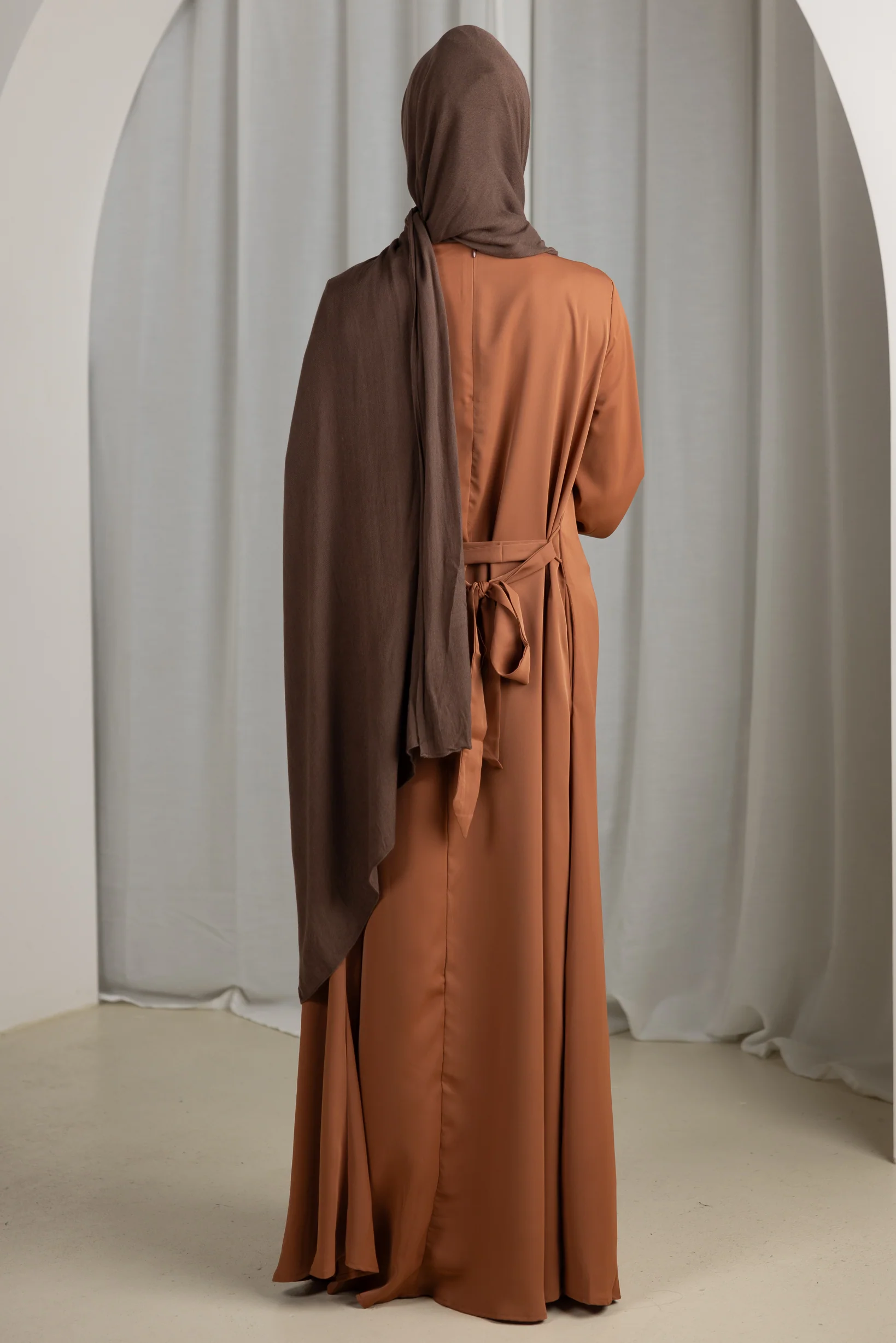 Closed Sleeve Abaya - Shades of Brown - Image 20