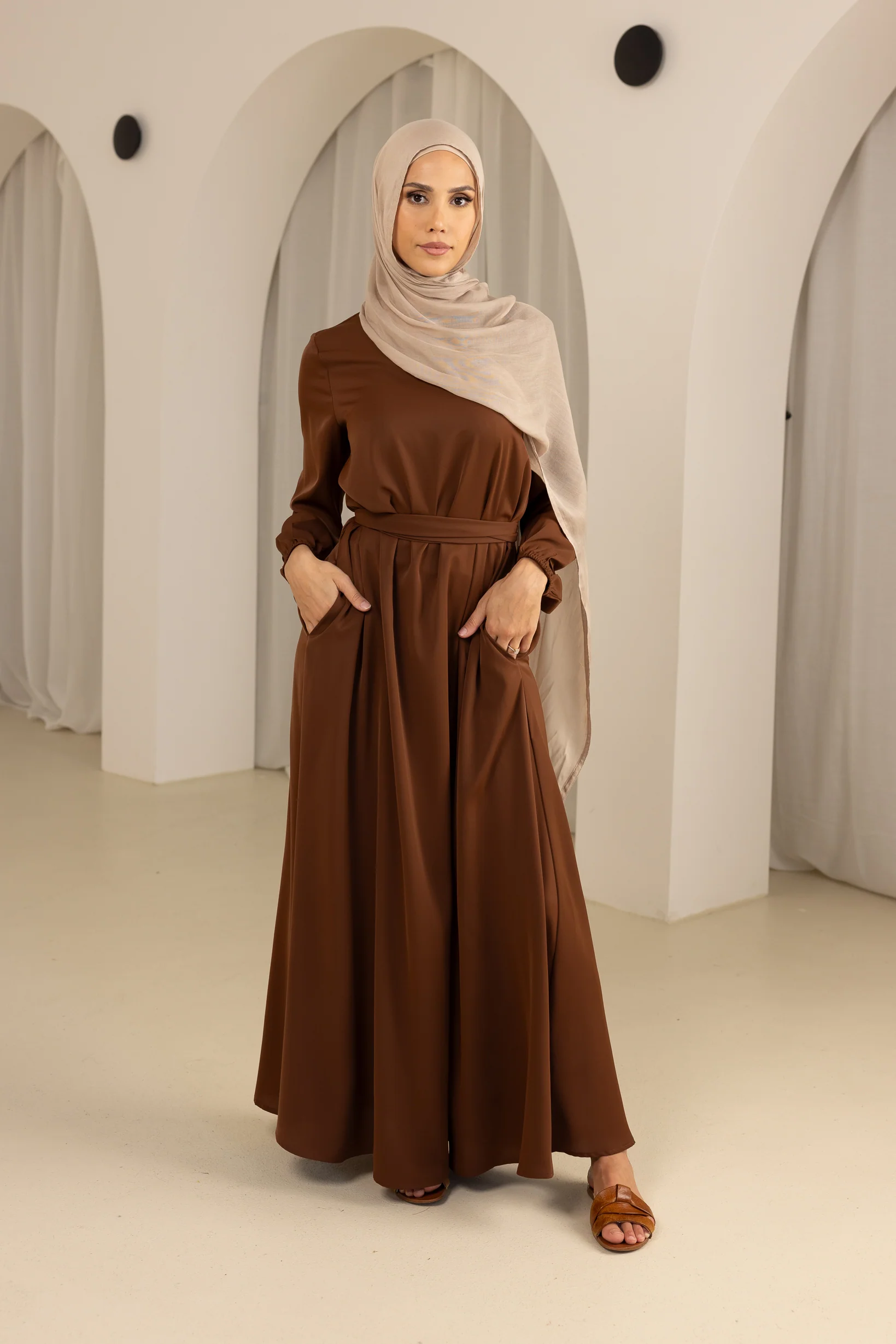 Closed Sleeve Abaya - Shades of Brown - Image 21