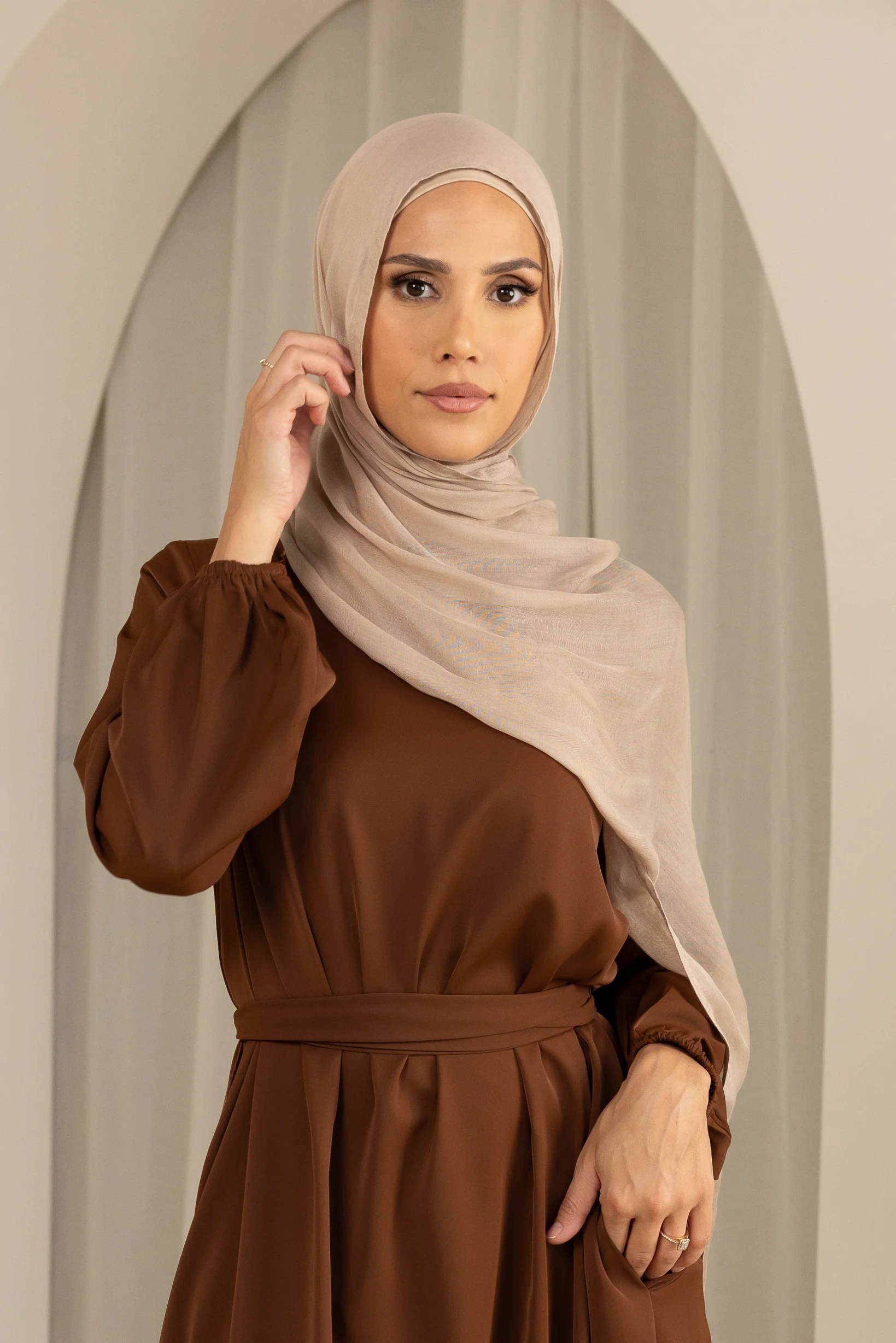 Closed Sleeve Abaya - Shades of Brown - Image 22