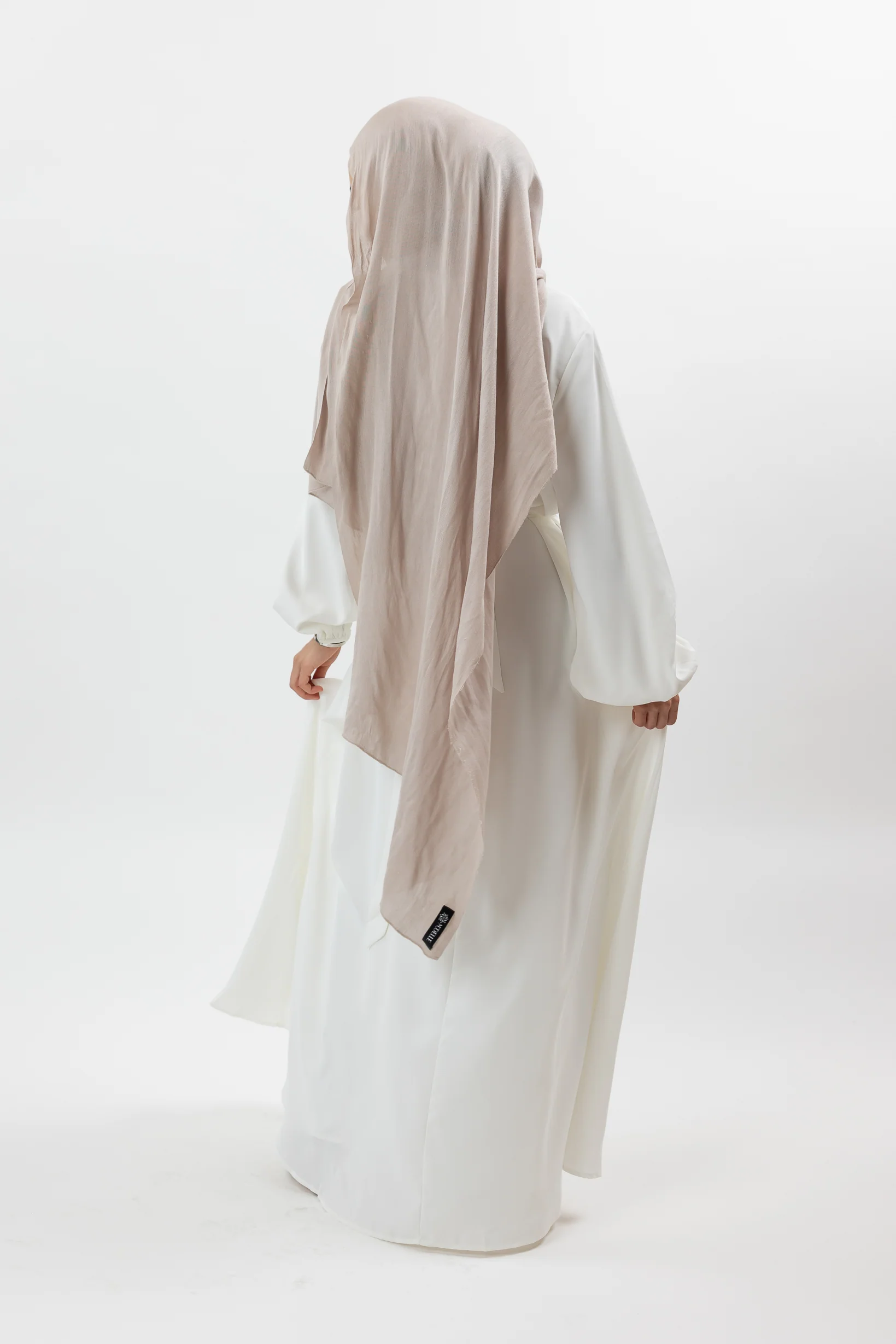 Closed Sleeve Abaya - Shades of White - Image 5