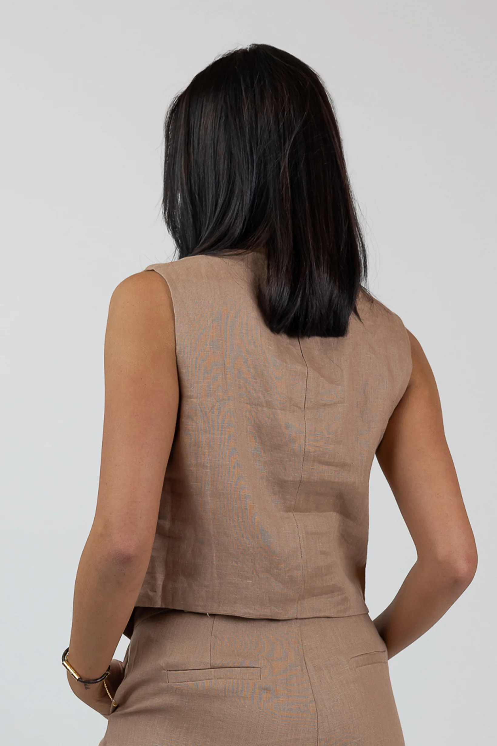 Coco 100% Linen Vest - Image 10