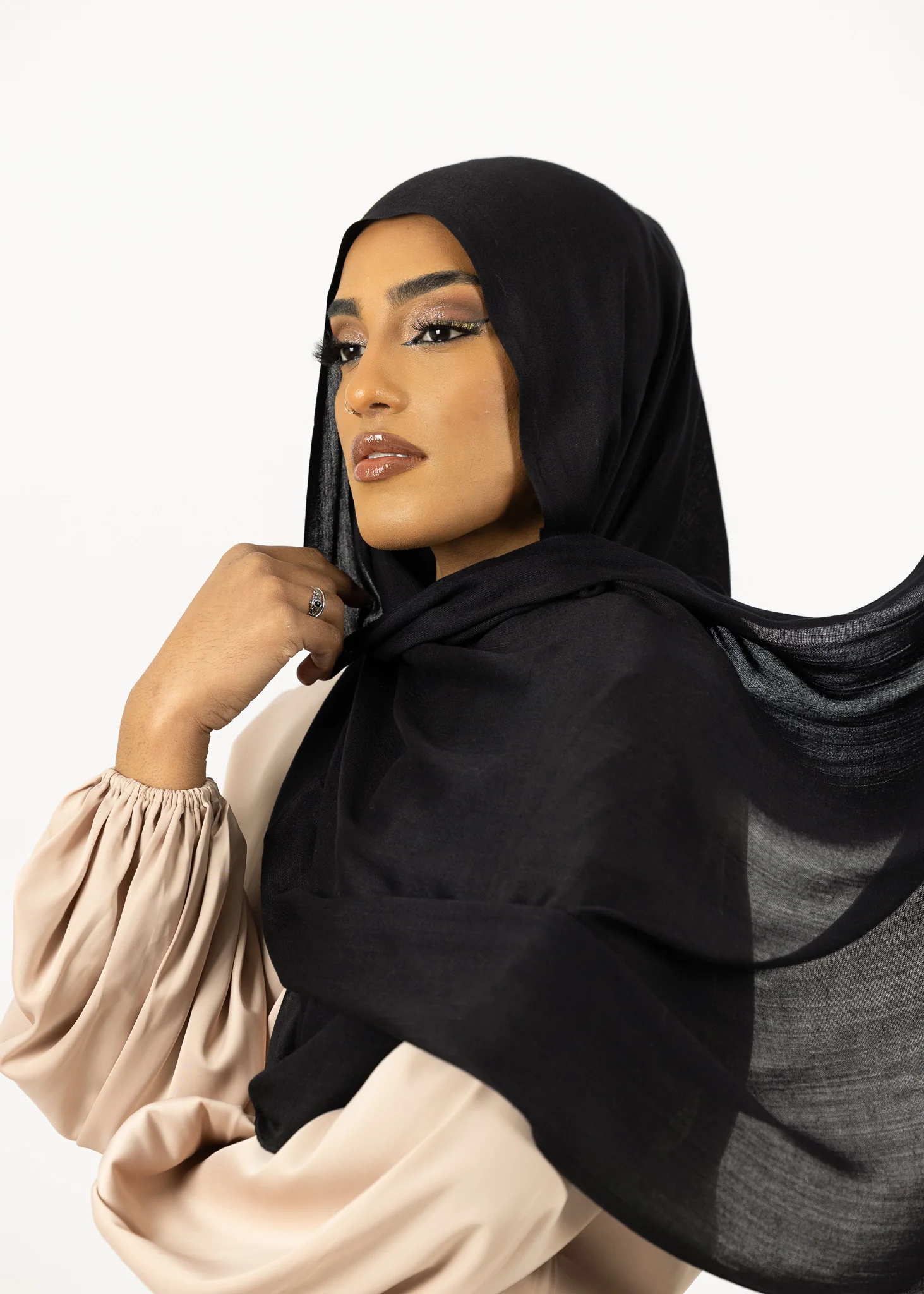 Cotton Tassleless Shawl - Shades of Black - Image 3