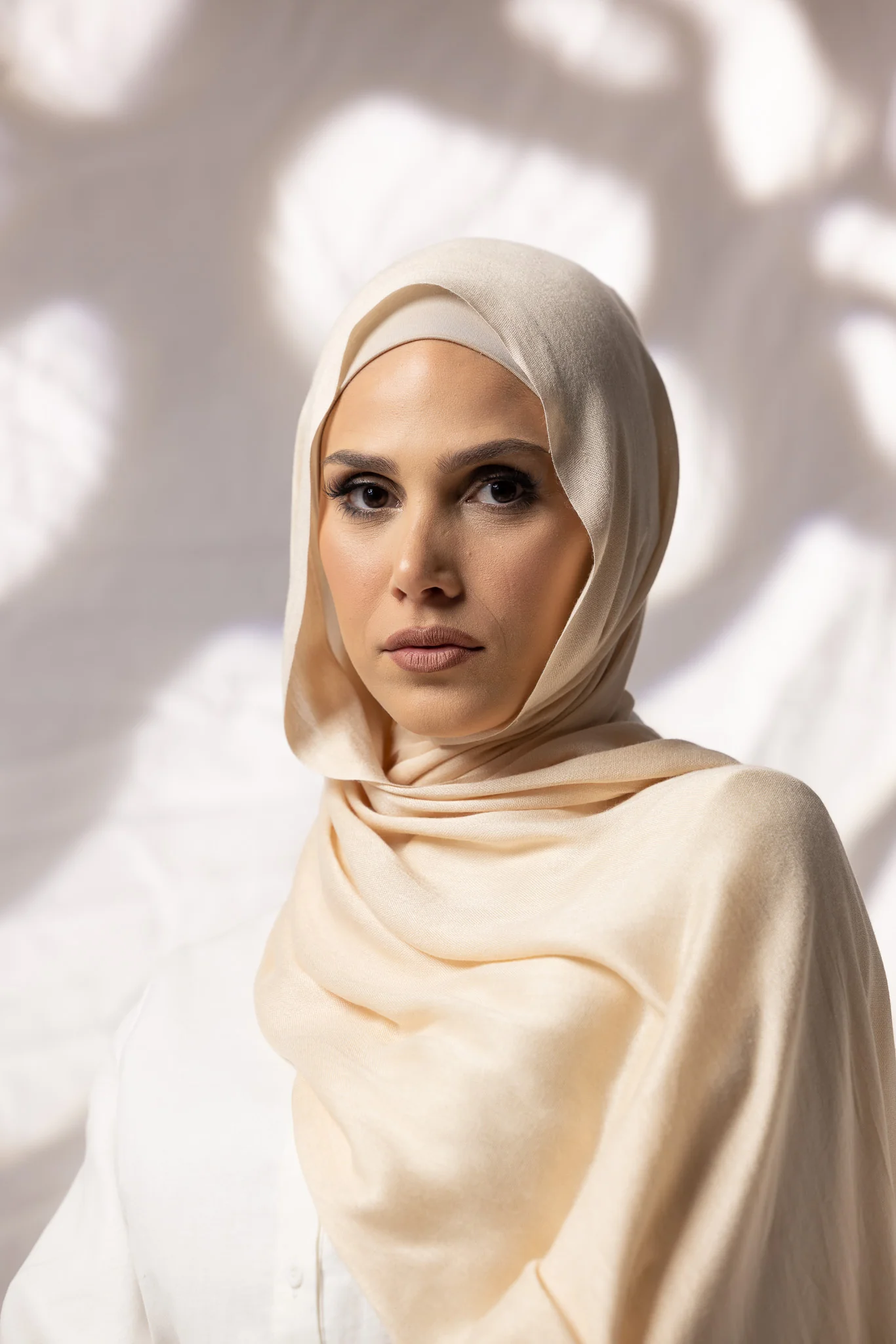 Cotton Tassleless Shawl - Shades of White - Image 5
