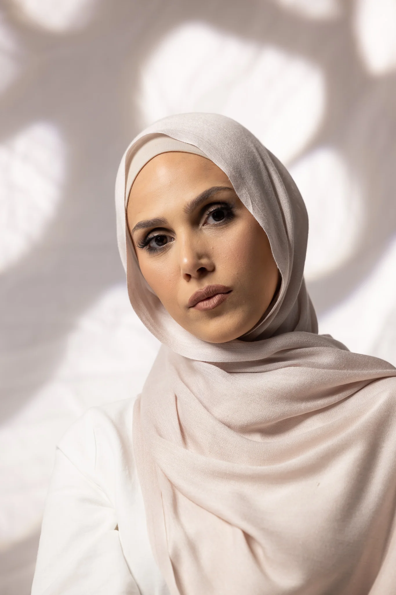 Cotton Tassleless Shawl - Shades of White - Image 8