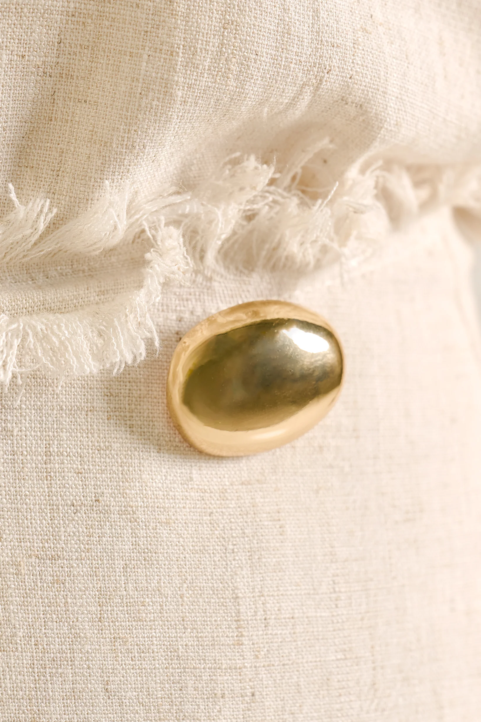 Daina Brooch