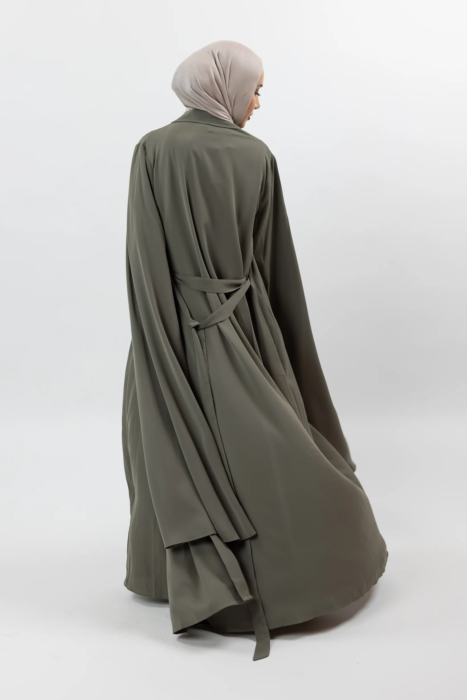 Dianna Drape Abaya Set - Image 4