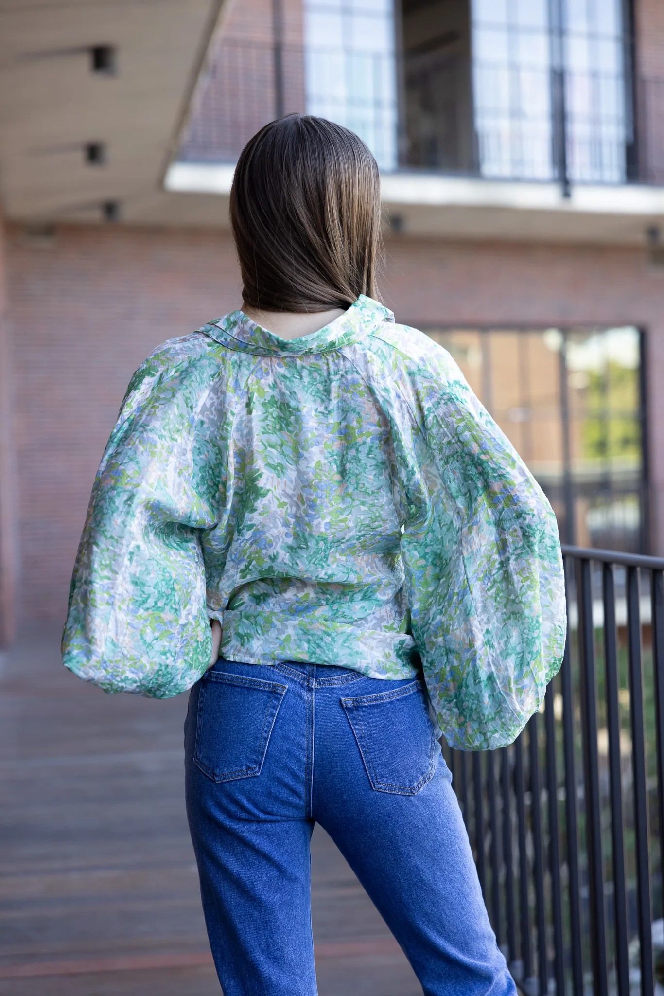 Dual Collar Print Shirt - Image 3