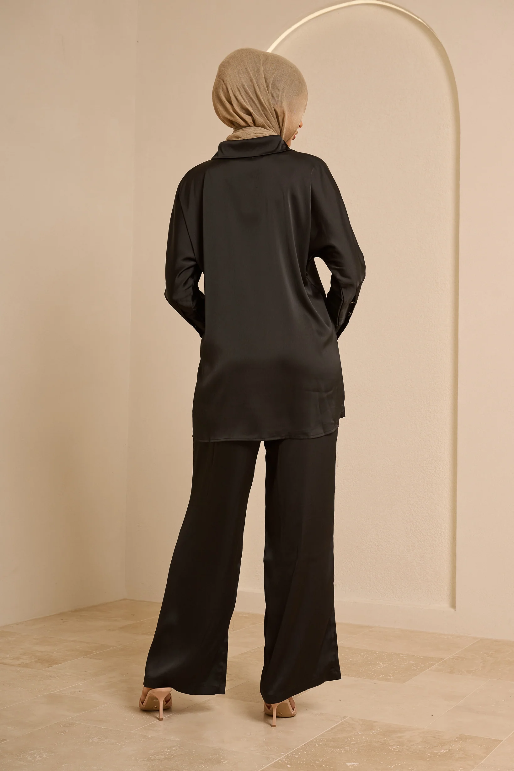 Èlan Aveline Set - Image 13