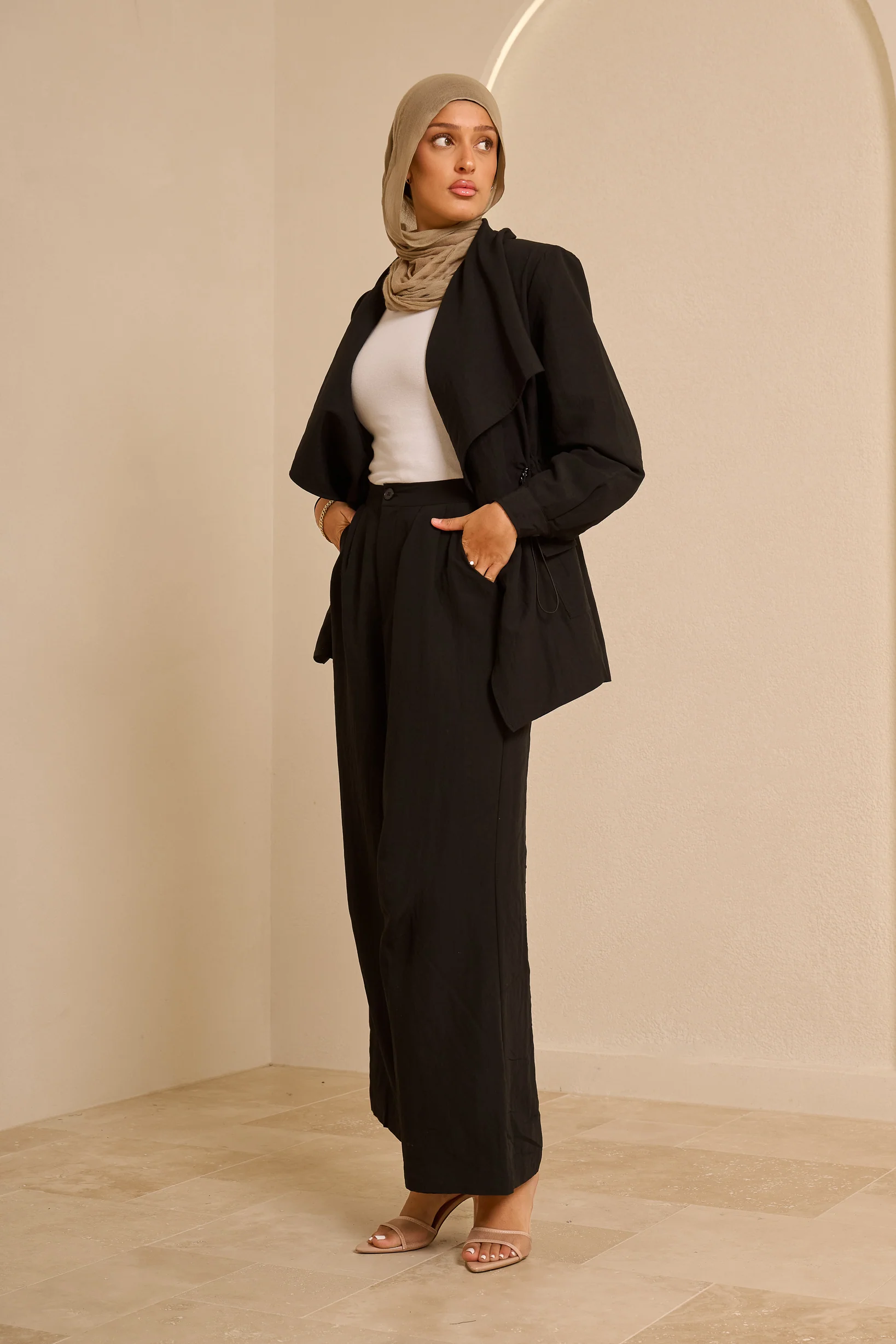 Èlan Sable Jacket - Image 9