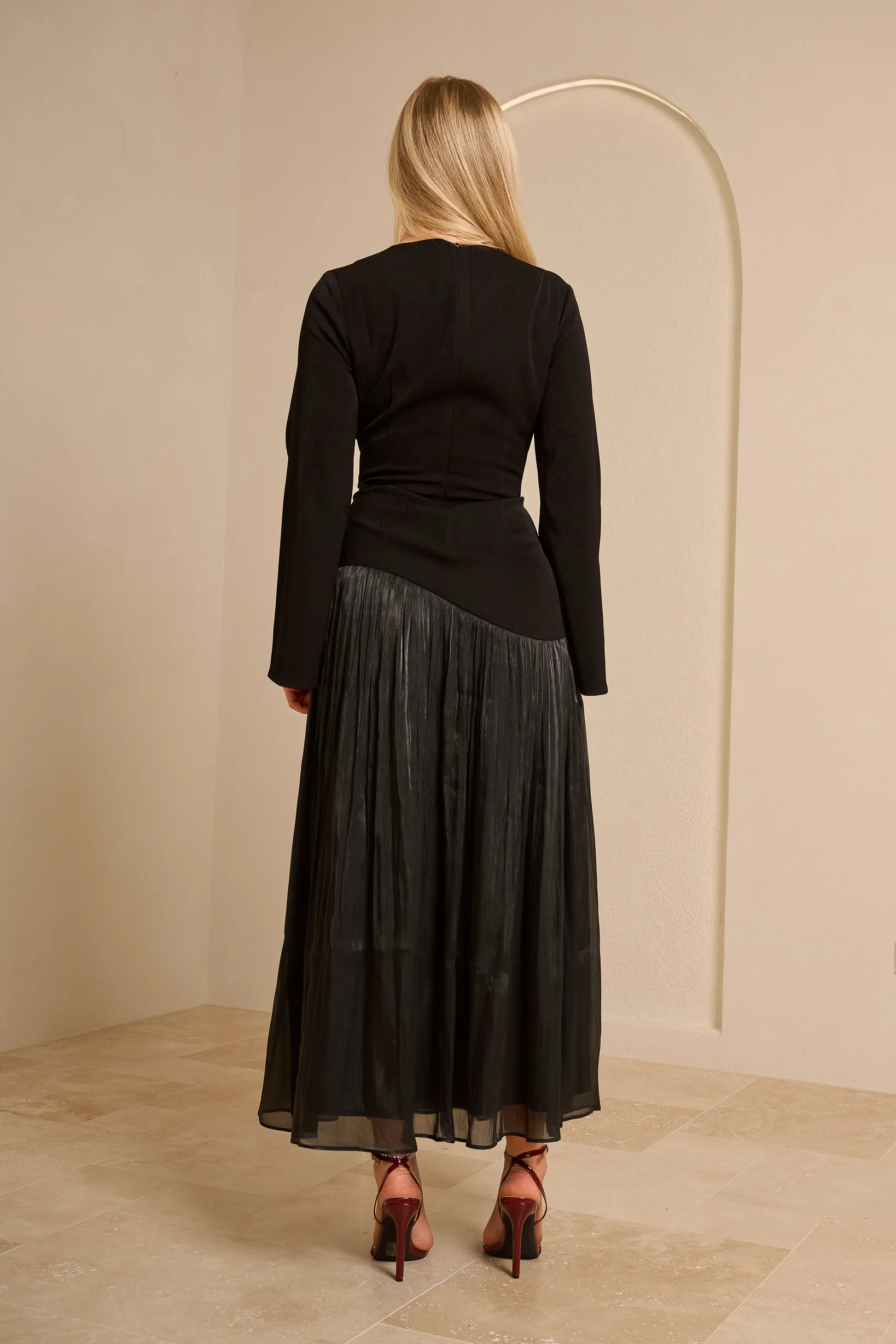 Èlan Thea Dress - Image 17