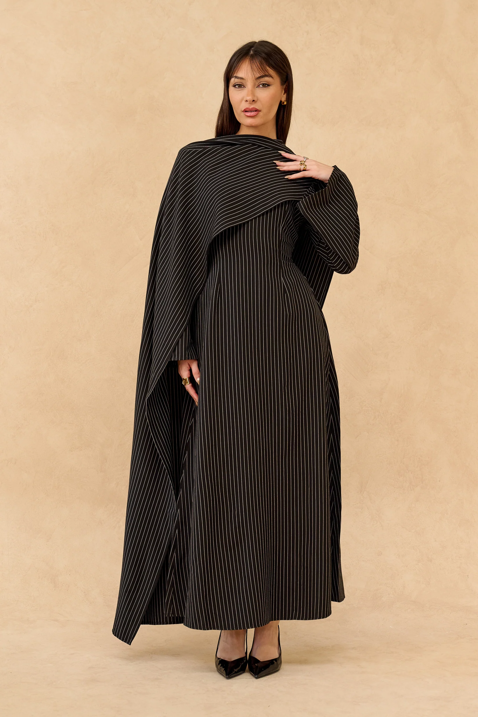 Elementary Stripe Abaya Set - Image 9