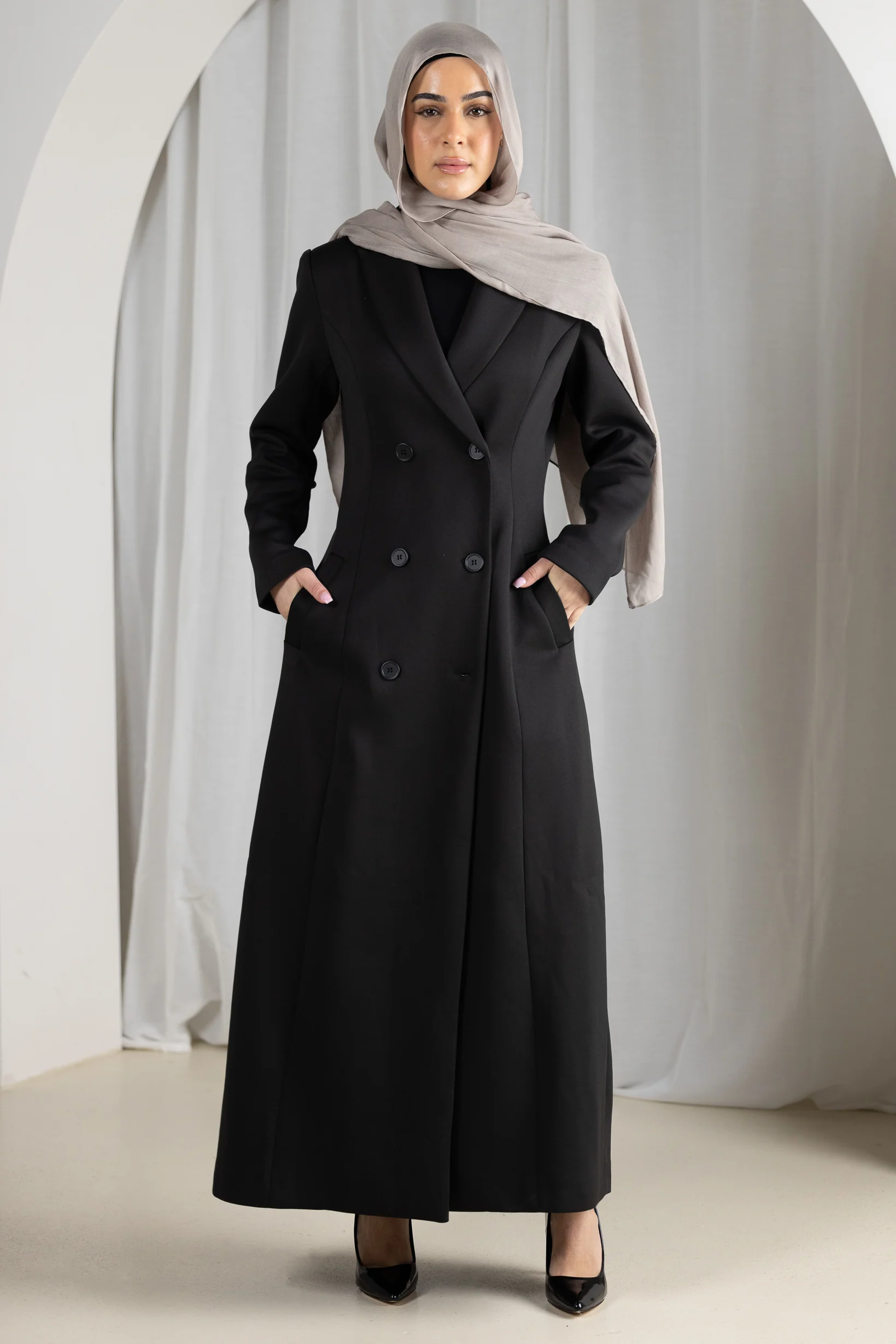 Eminent Zoya Trench - Image 7