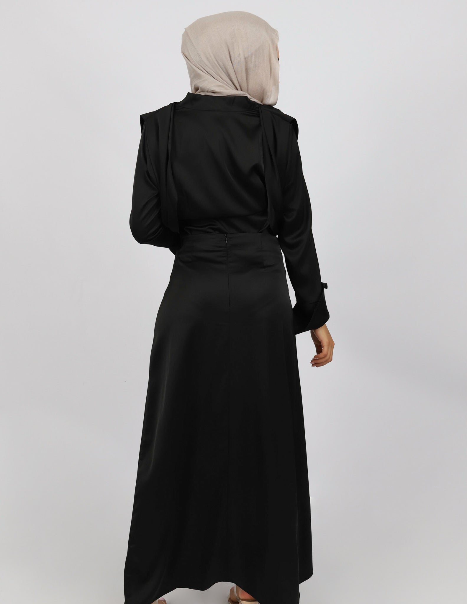 Escape Satin Detailed Blouse - Image 16
