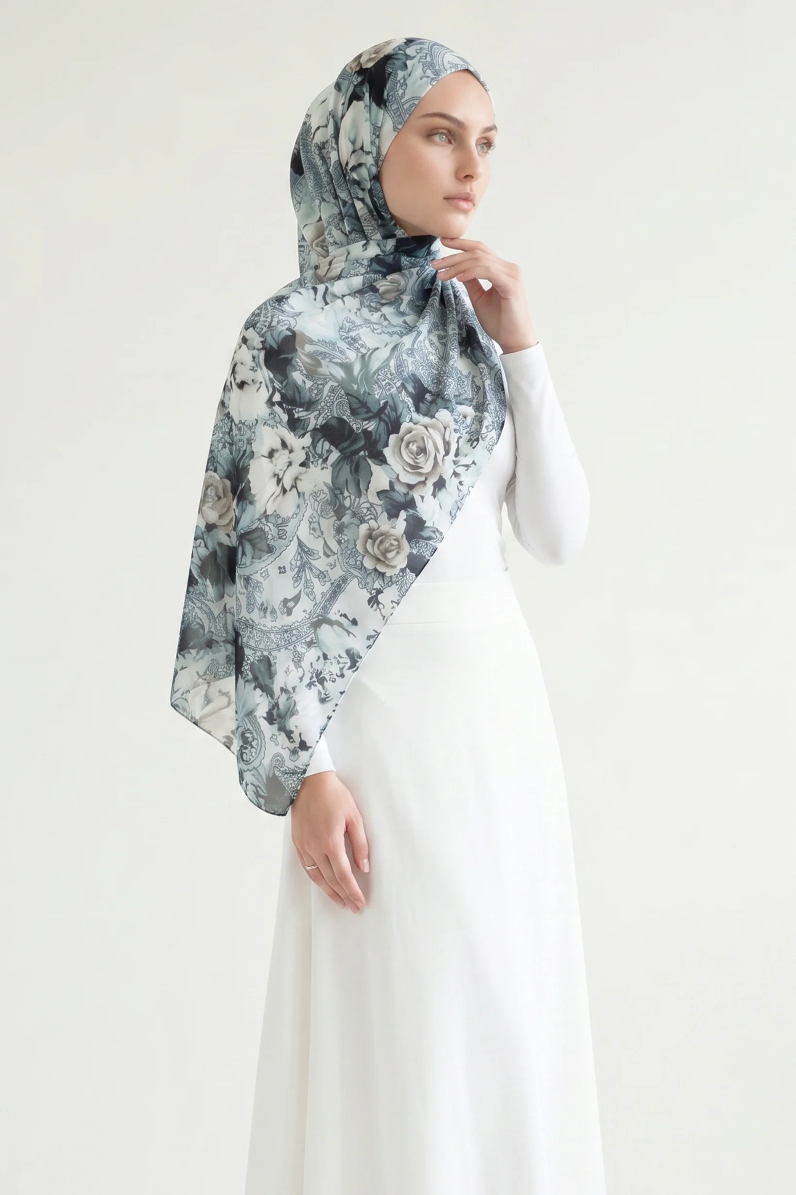 Floretta Swim Shawl - Image 3