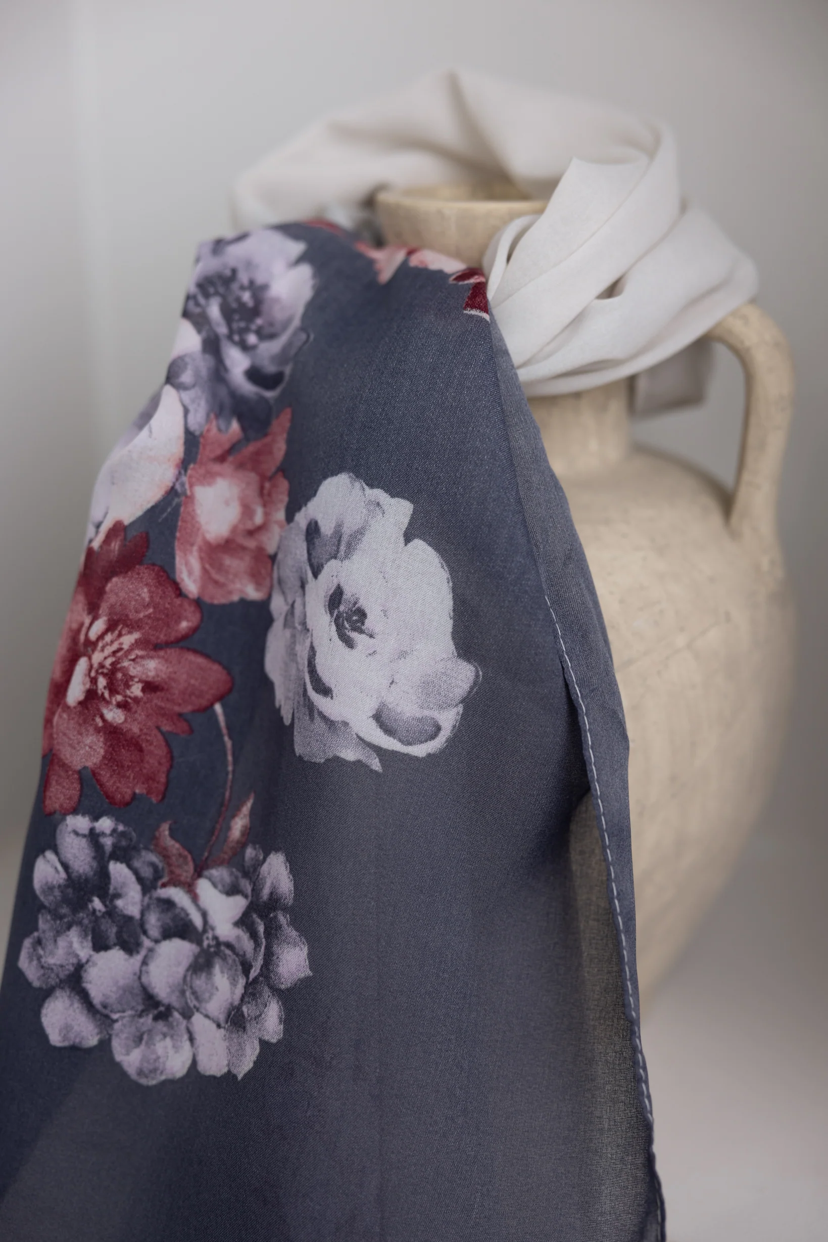 Holly Printed Shawl - Image 7