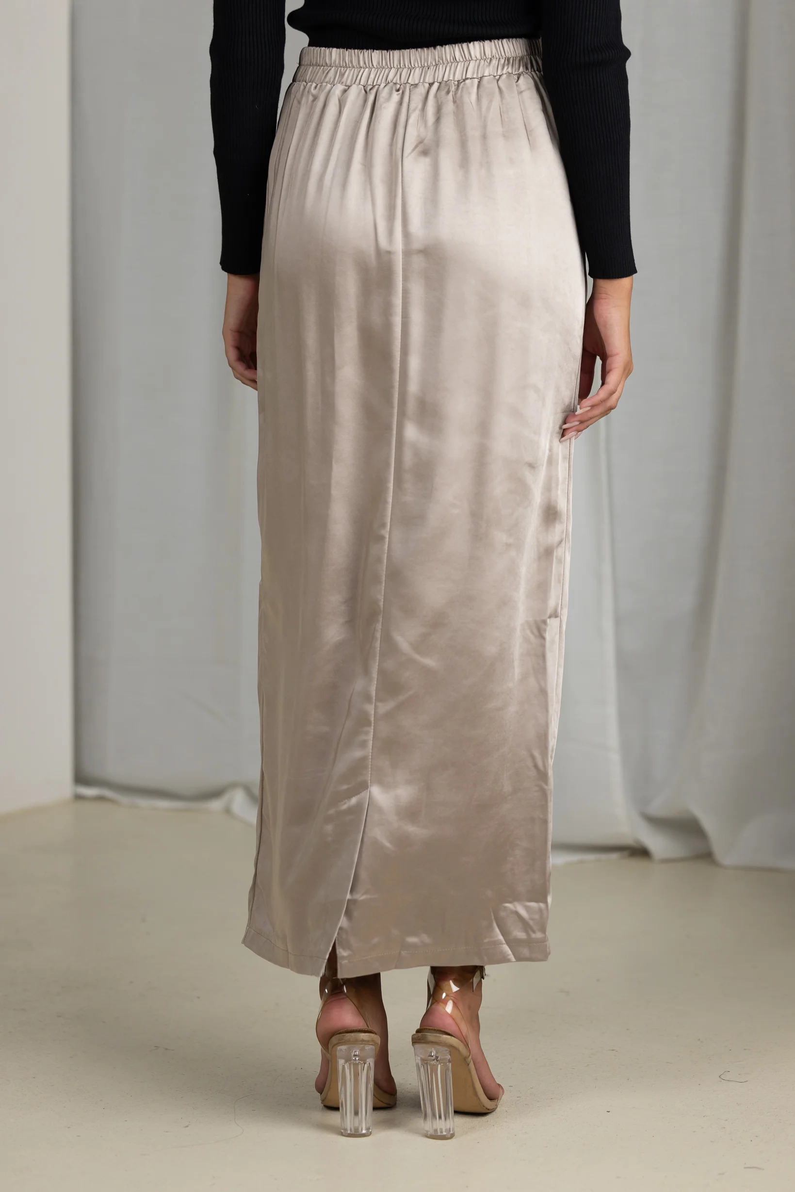 Indaya Satin Pencil Skirt - Image 4