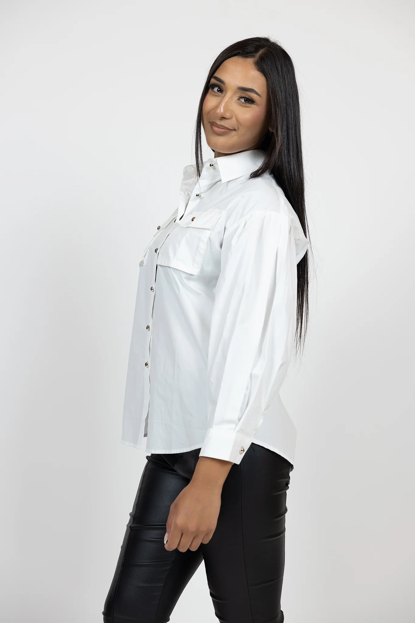 Inez Pocket Shirt - Image 11