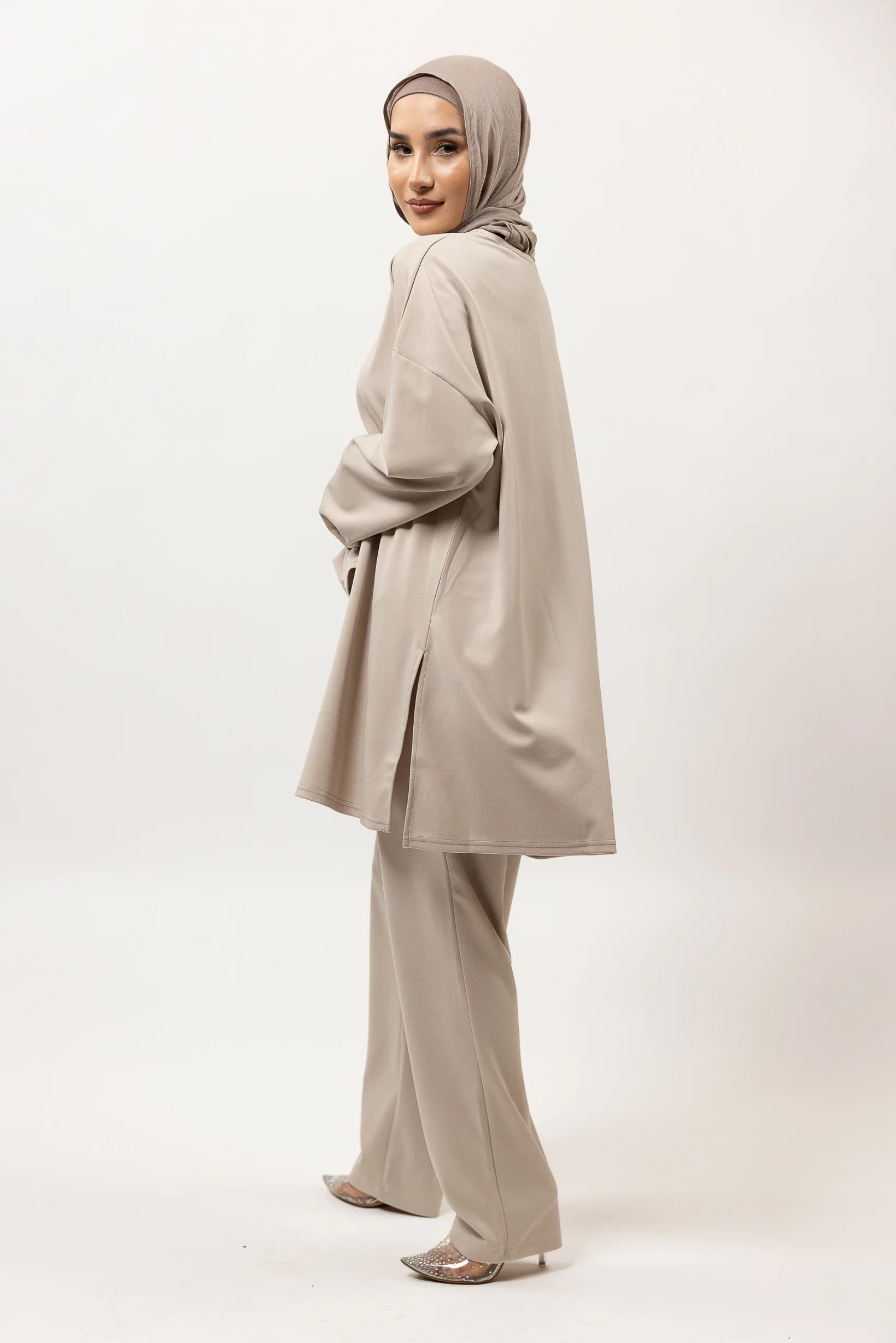 Jaraiah Blouse And Pants Set - Image 3