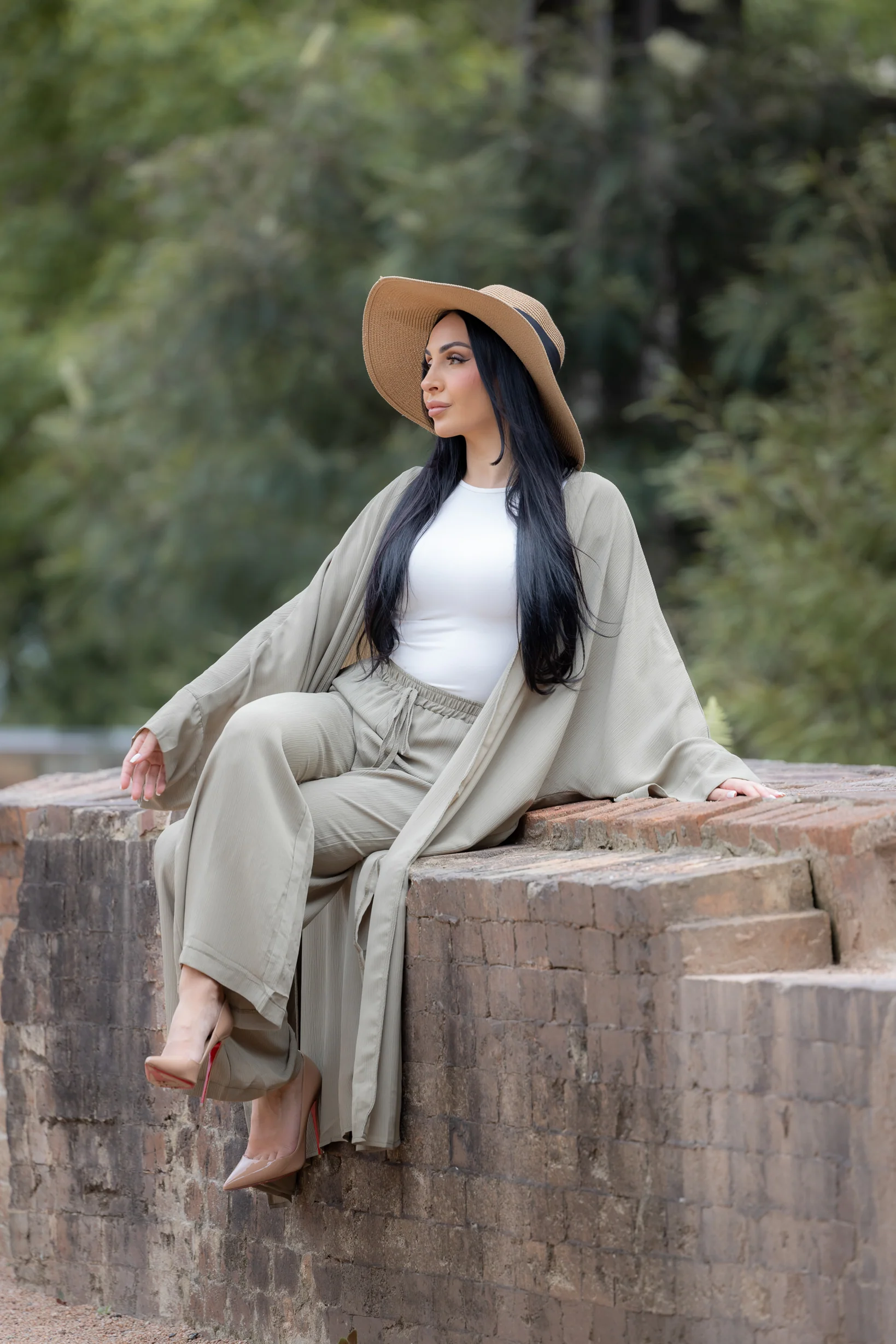 Jayleen Cape - Image 3
