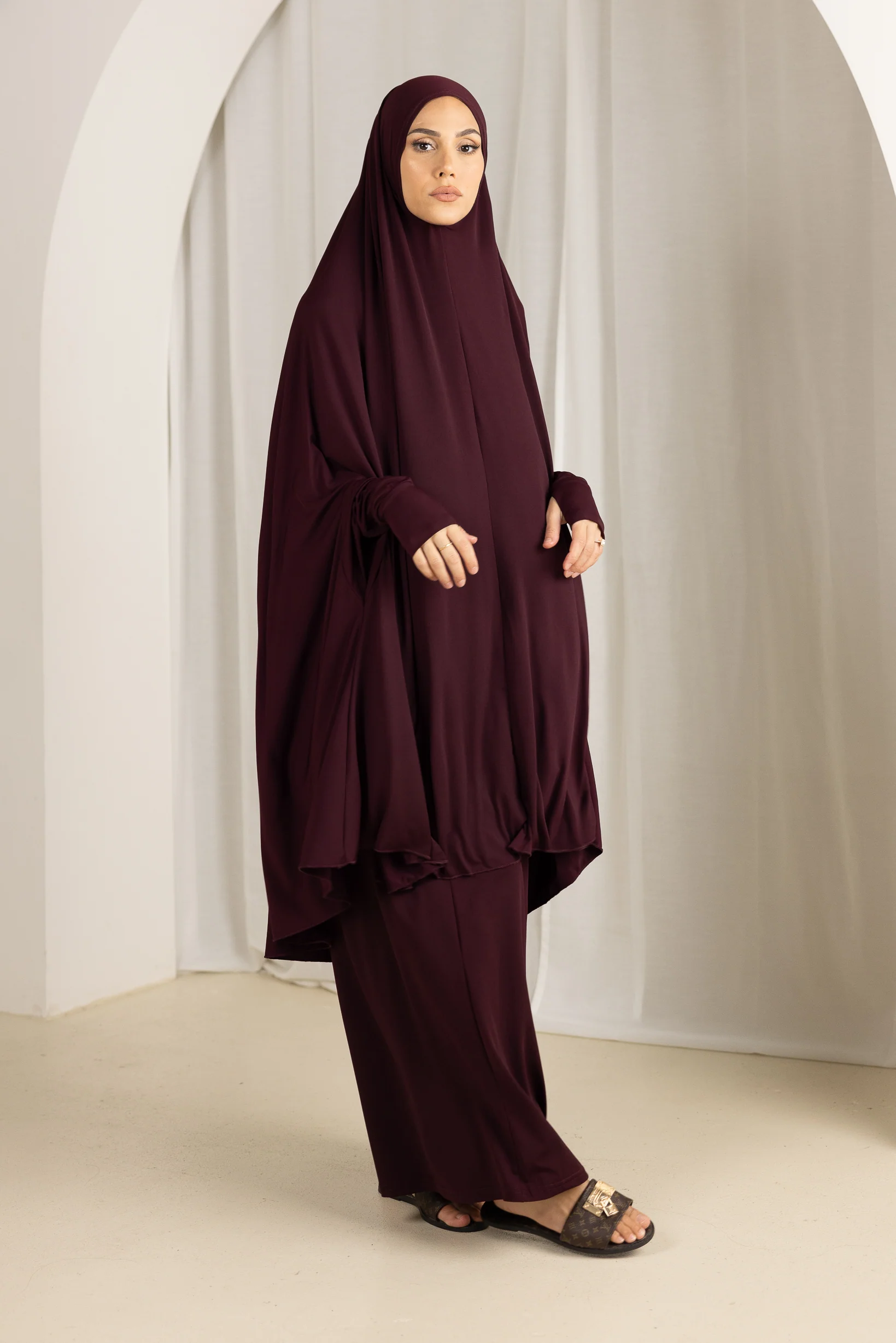Jilbab Prayer Set - Shades of Red - Image 3