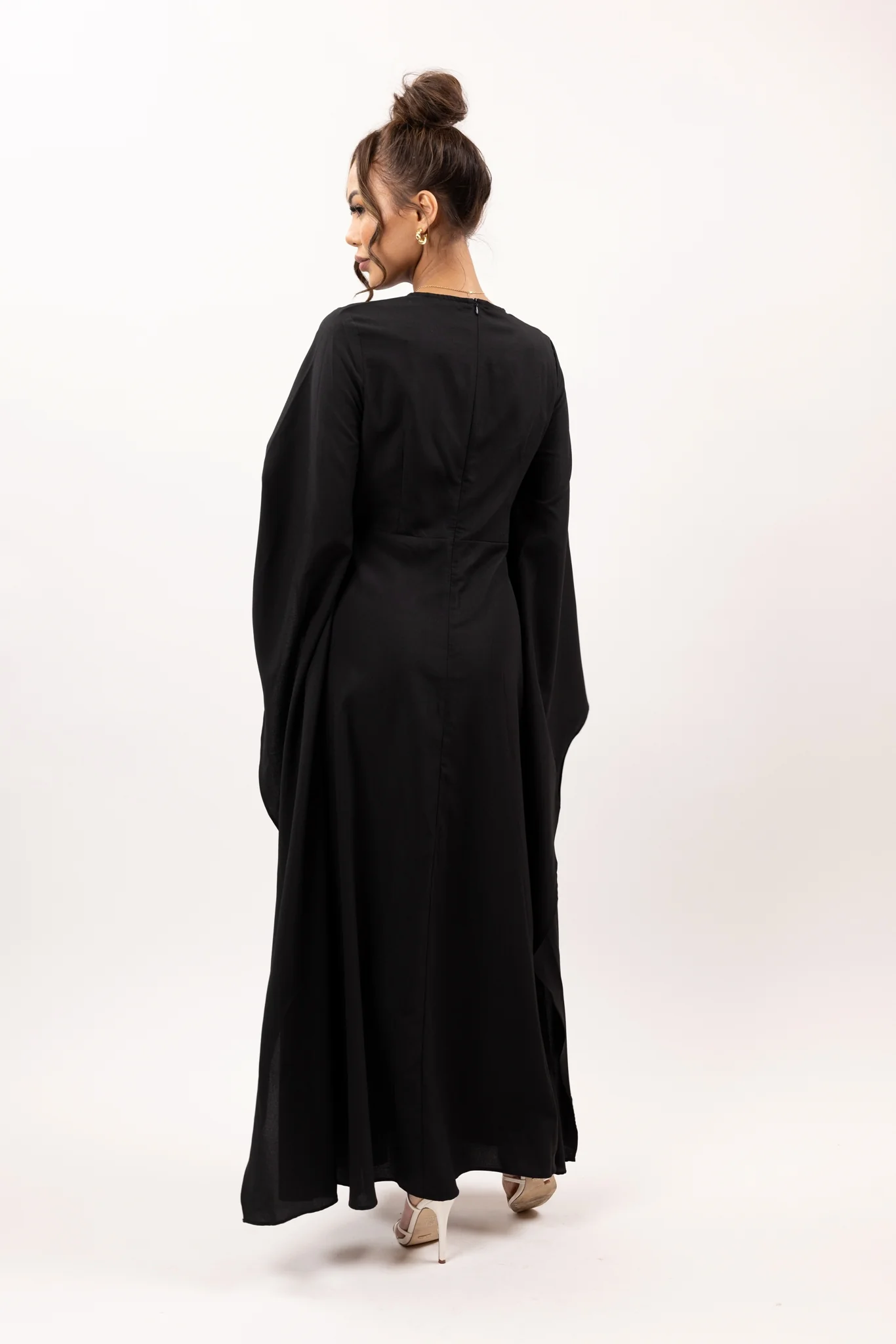 Julita Twist Detail Maxi Dress - Image 8