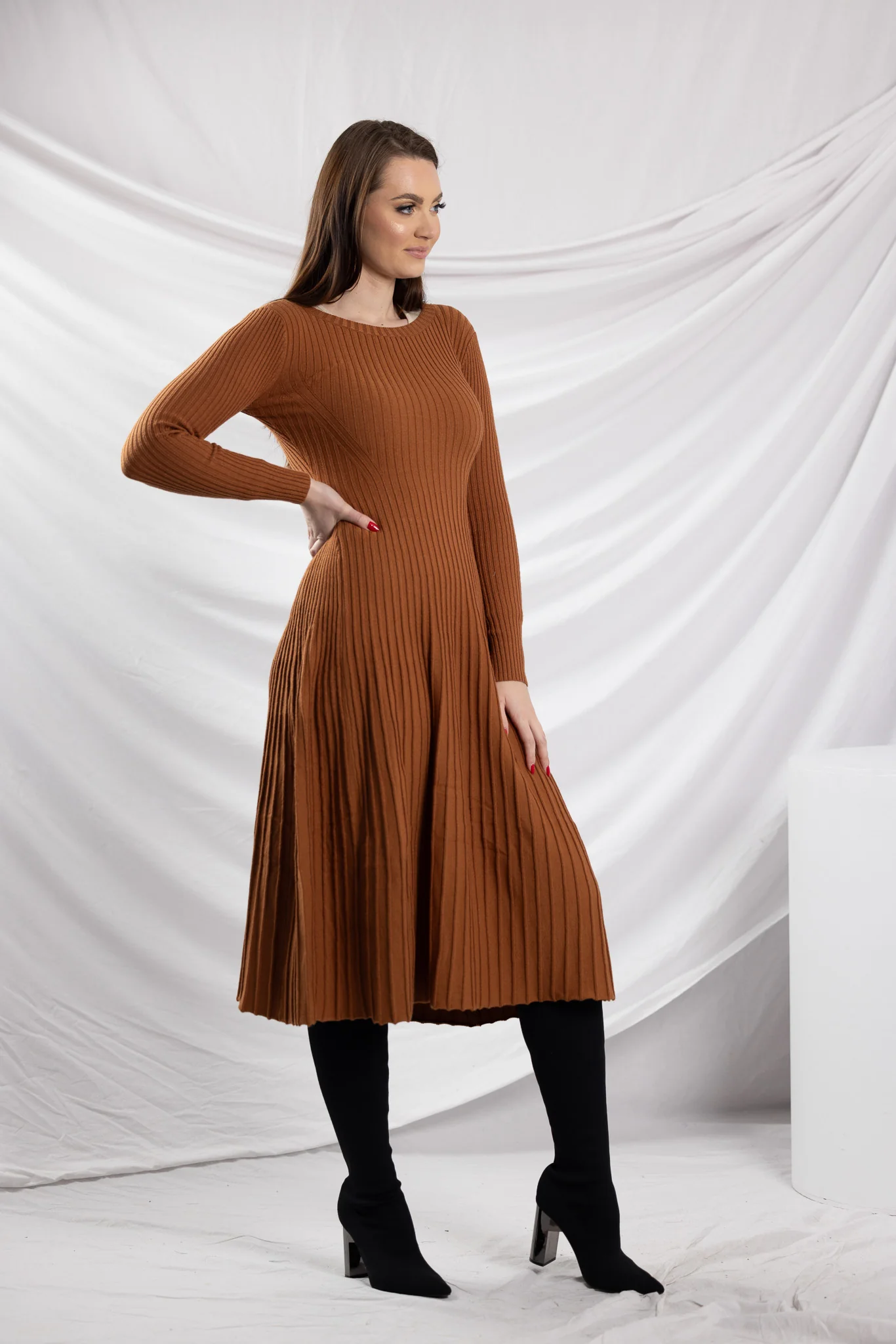 Knit Pleat Sally Dress - Image 3