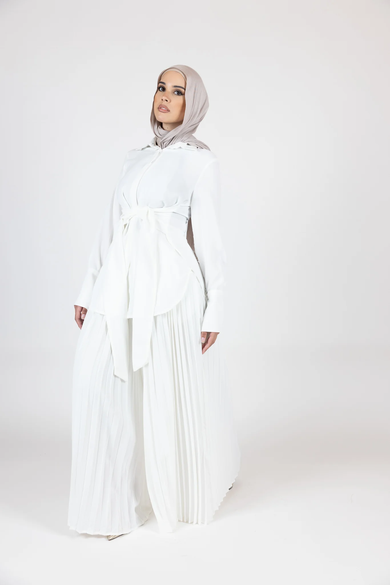 Kulture Pleat Pants - Image 12