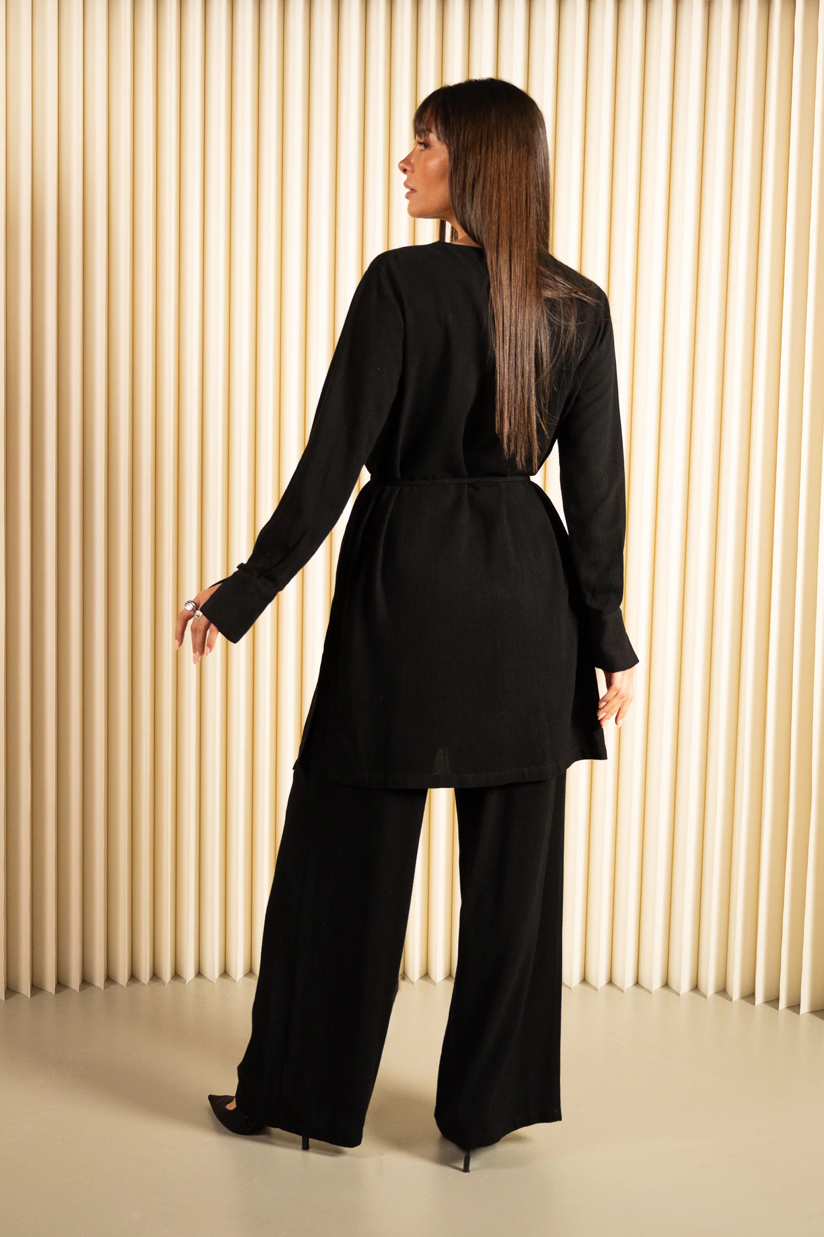 Leyah Linen Set - Image 3