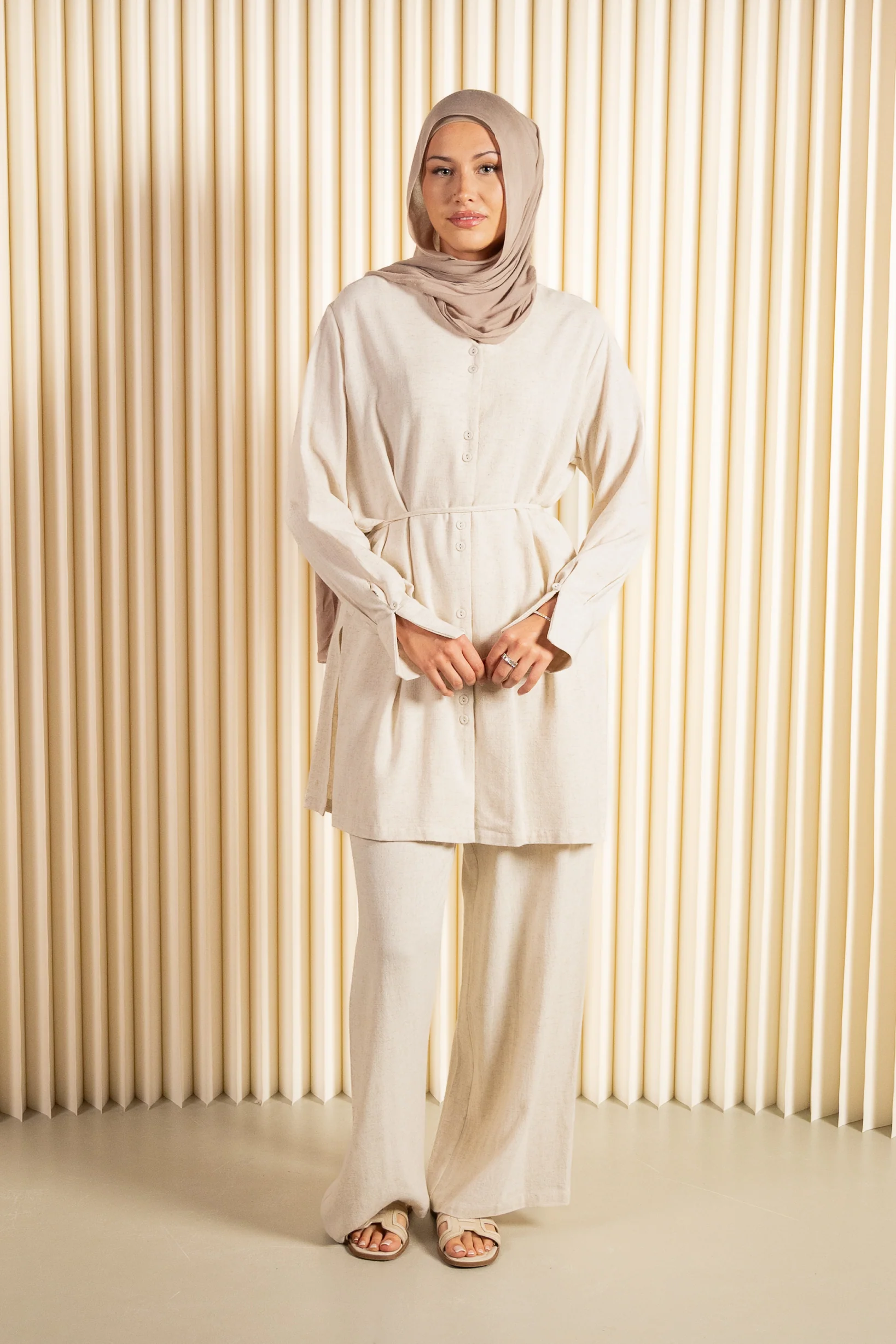 Leyah Linen Set - Image 4