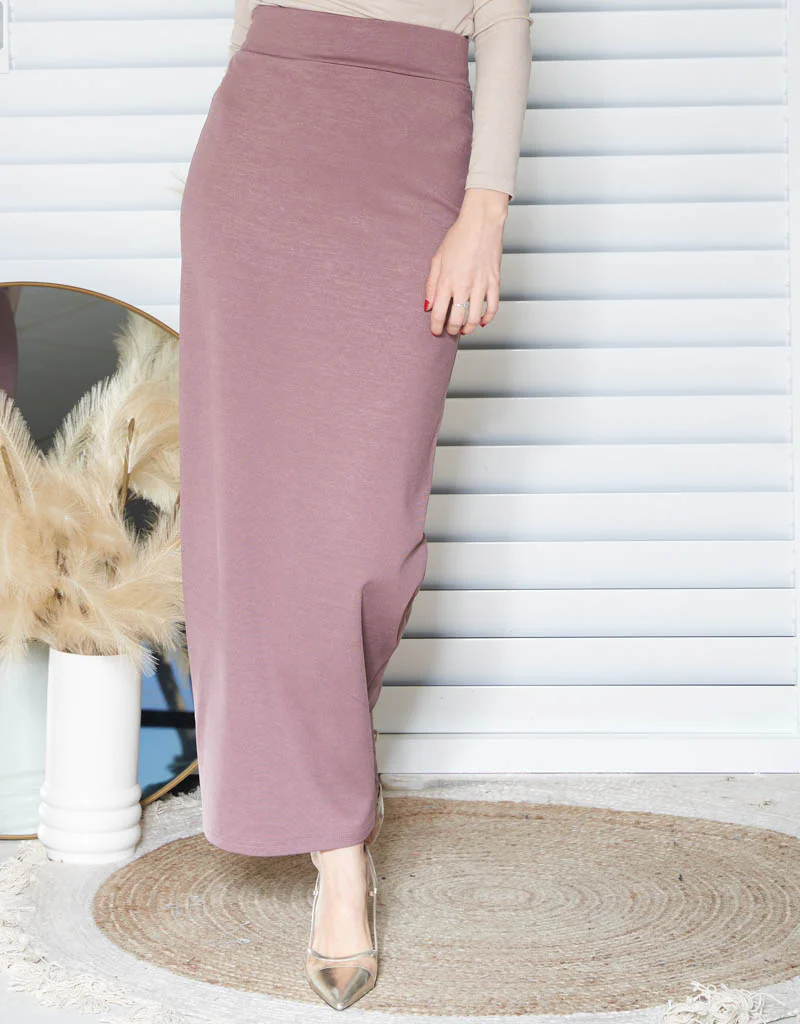 Lightweight Ponti Skirt - Image 10