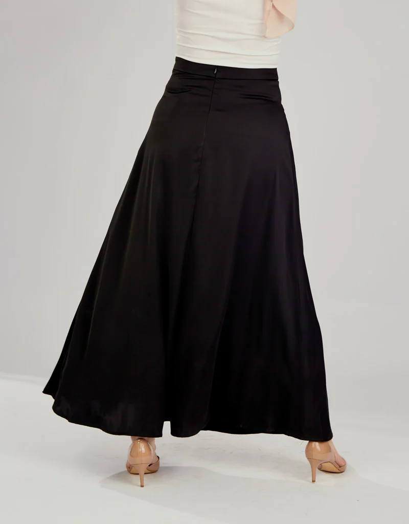 Lillia A Line Skirt - Image 9