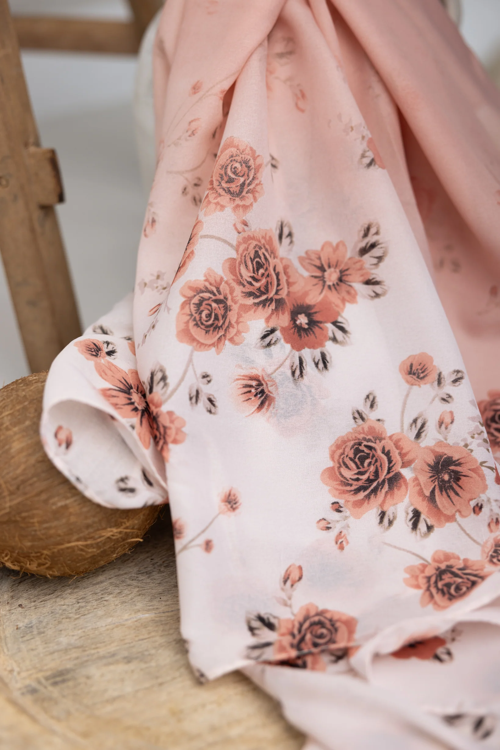 Lotus Printed Shawl - Image 10