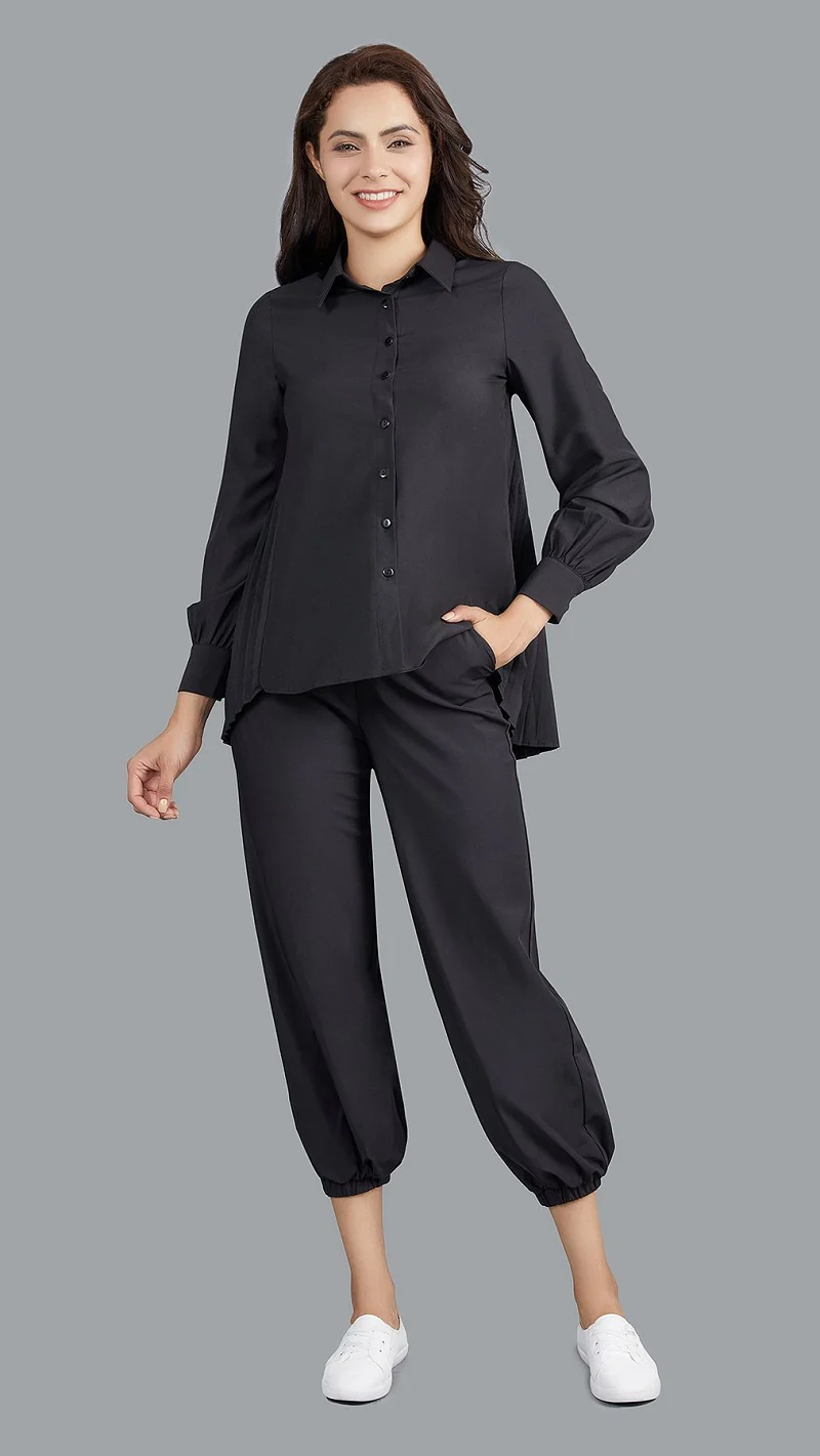 Lustrous Pleated Back Shirt - Image 7