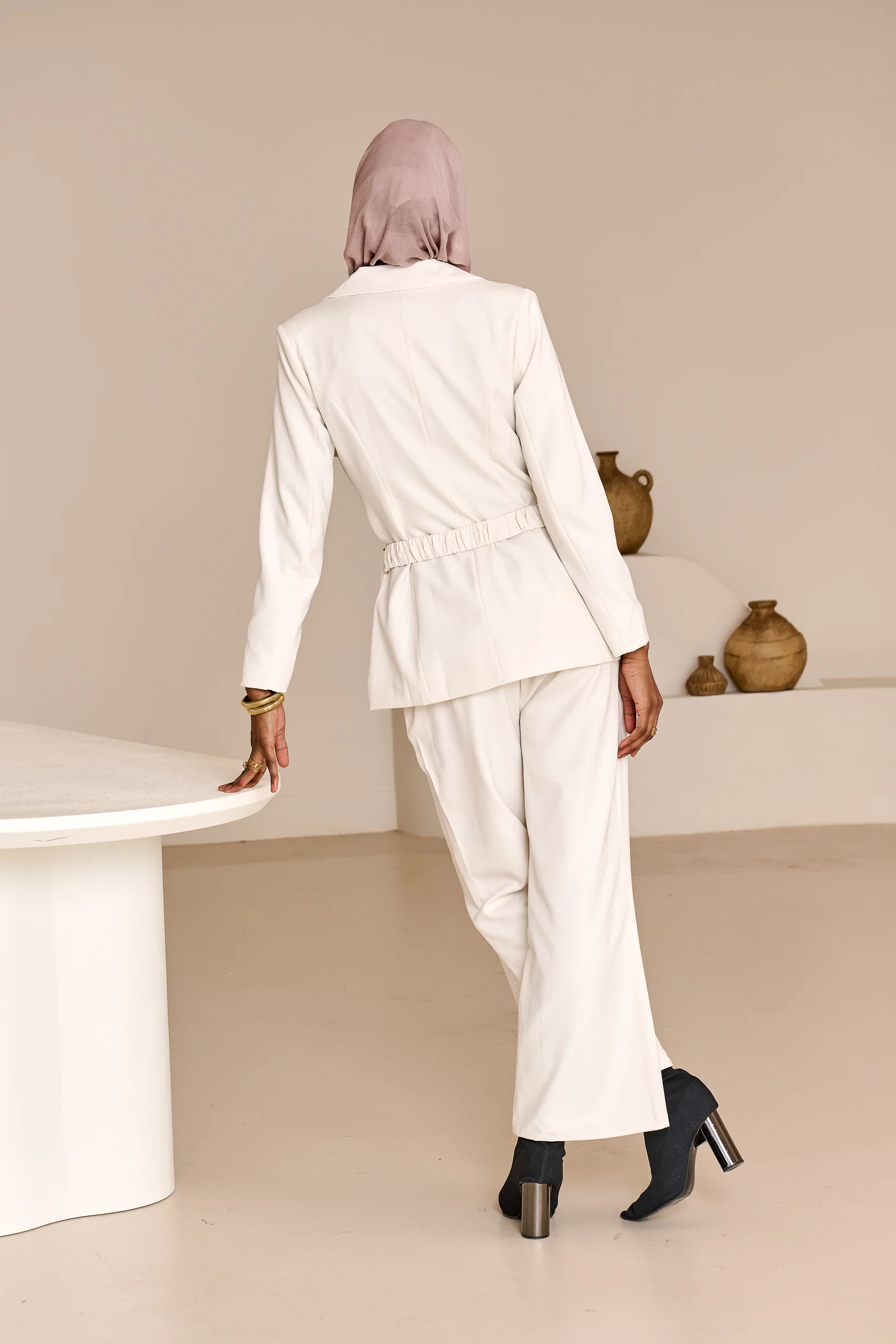 Miraj Chinai Suit Jacket - Image 13