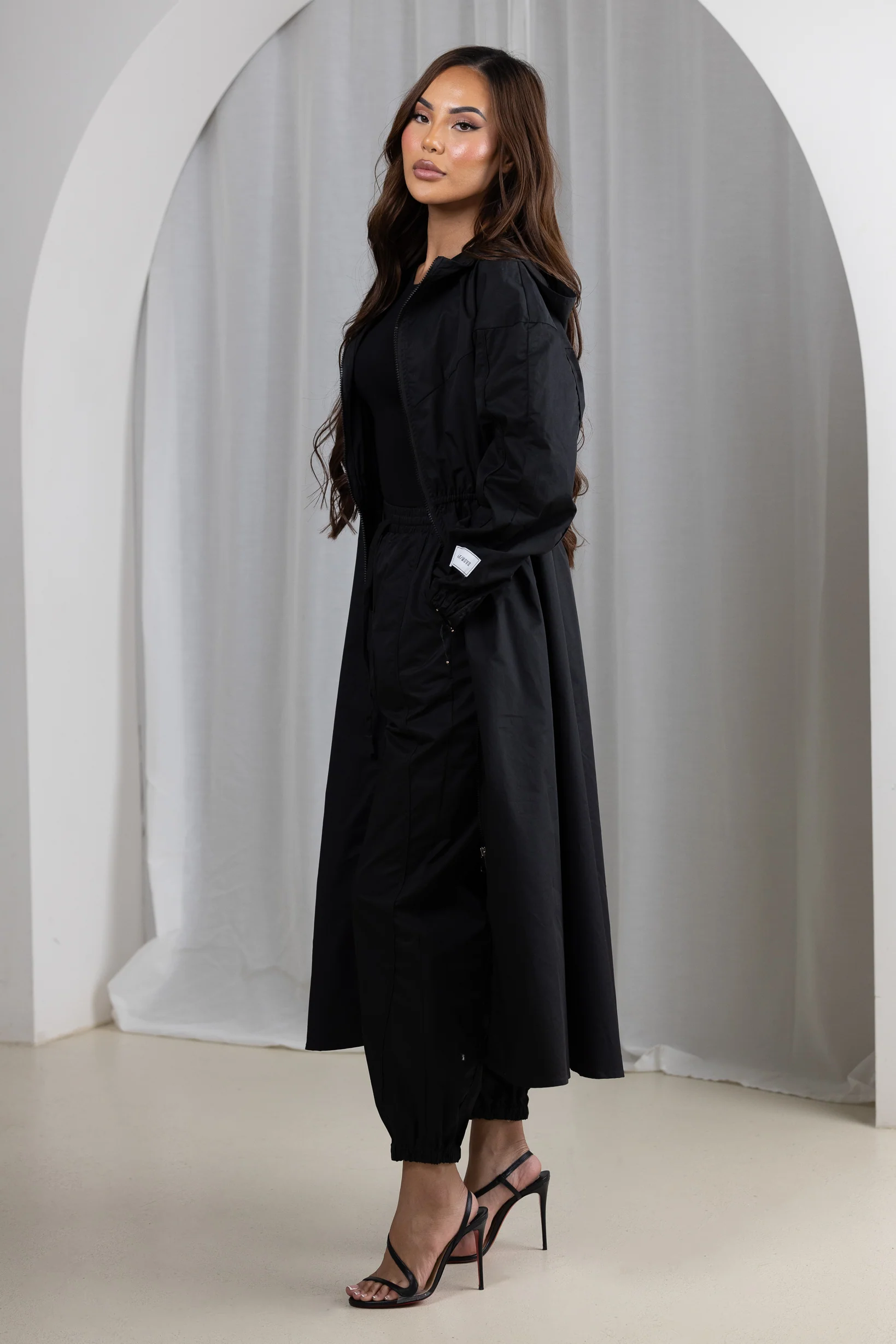 Modelle/Move Stitchline Chinos - Image 3