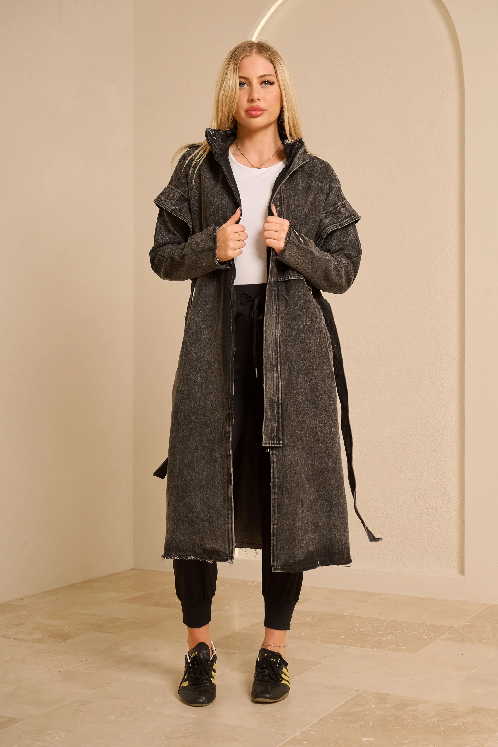 Modelle/Move Aurum Denim Trench - Image 10
